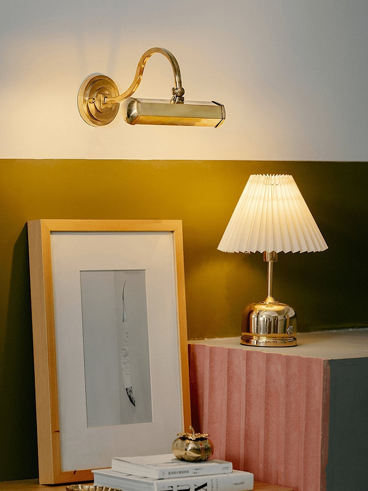 Wall Lamp Minimalist Style Metal G9 Socket Chrome or Gold Modern Interior Ambient Lighting Living Room | Sansoti