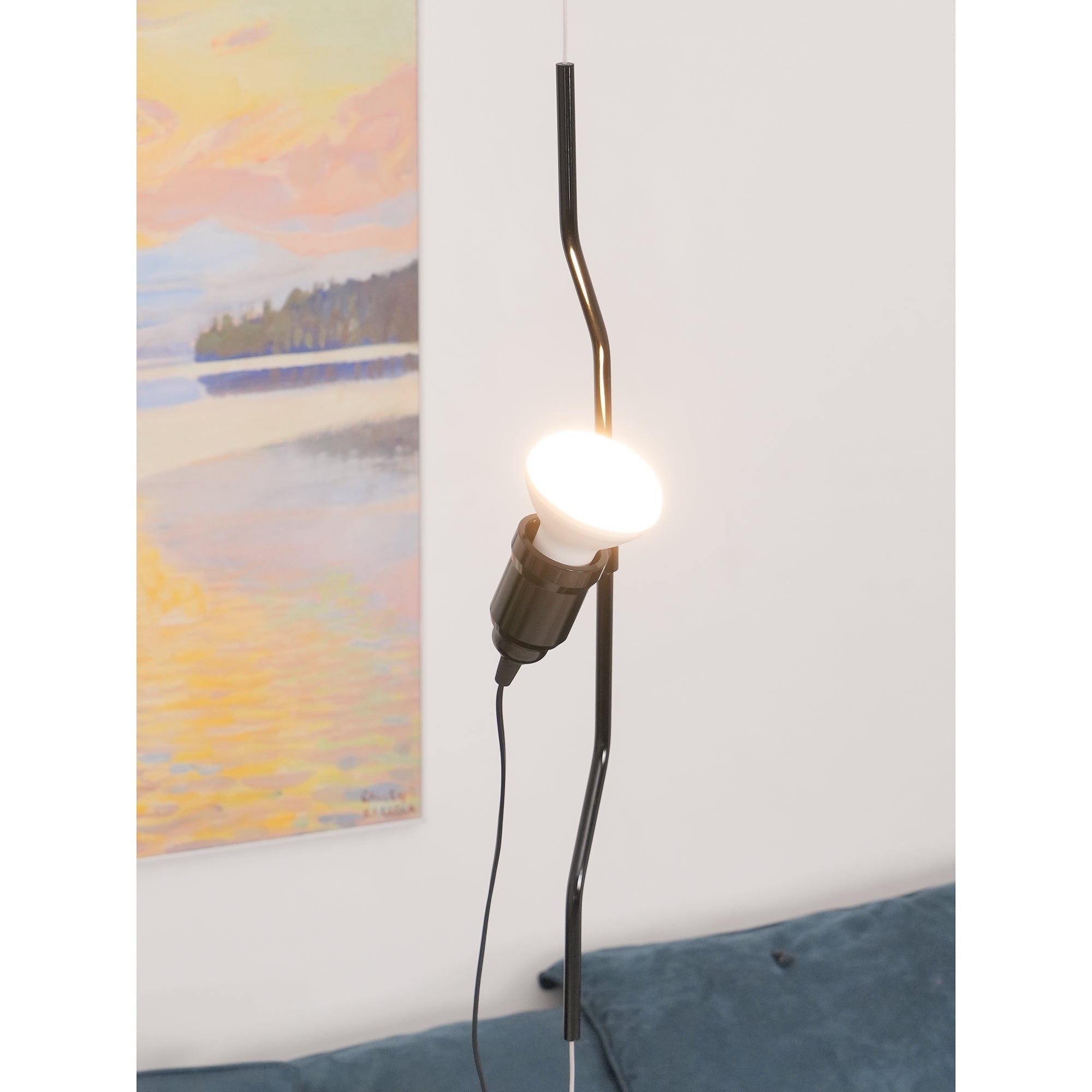 In Hoogte Verstelbare Hanglamp met Metalen Buiskap – Zwart/Wit/Rood | Sansoti