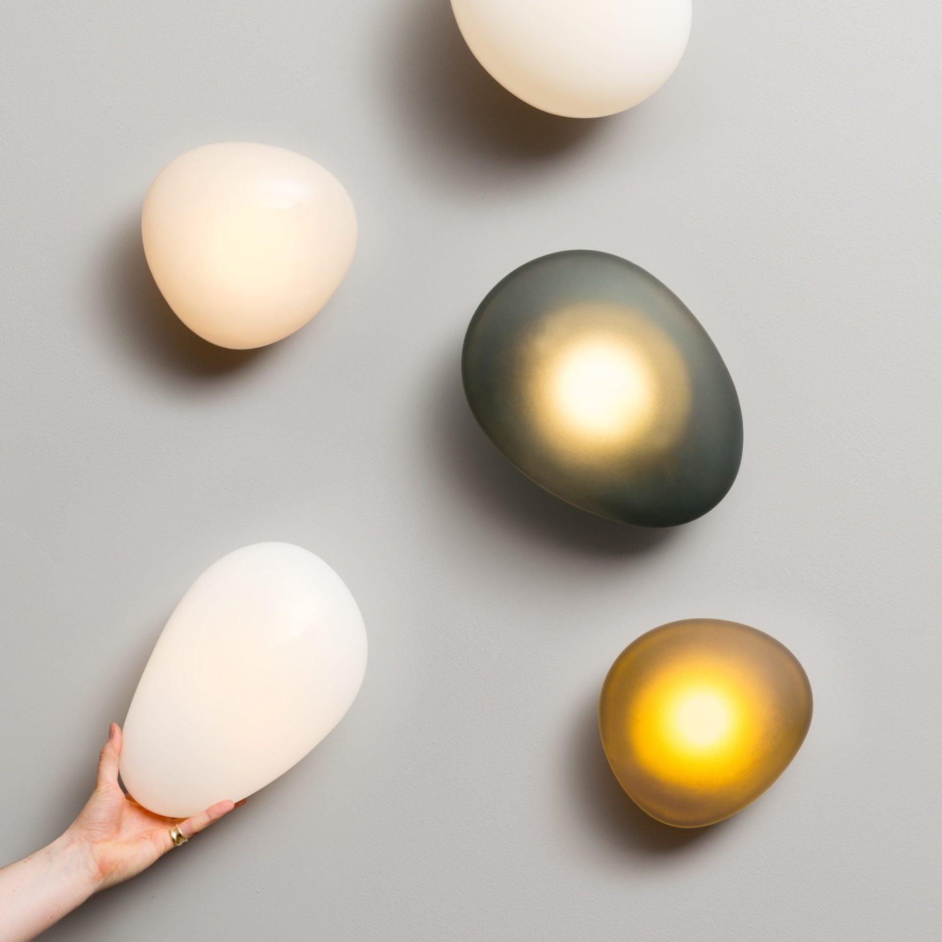 Glazen Wandlamp met Handgeblazen Bubble-Glas – Sculptuur Verlichting Scandinavisch Design – Verkrijgbaar in 4 Unieke Modellen & 4 Kleuren | Sansoti