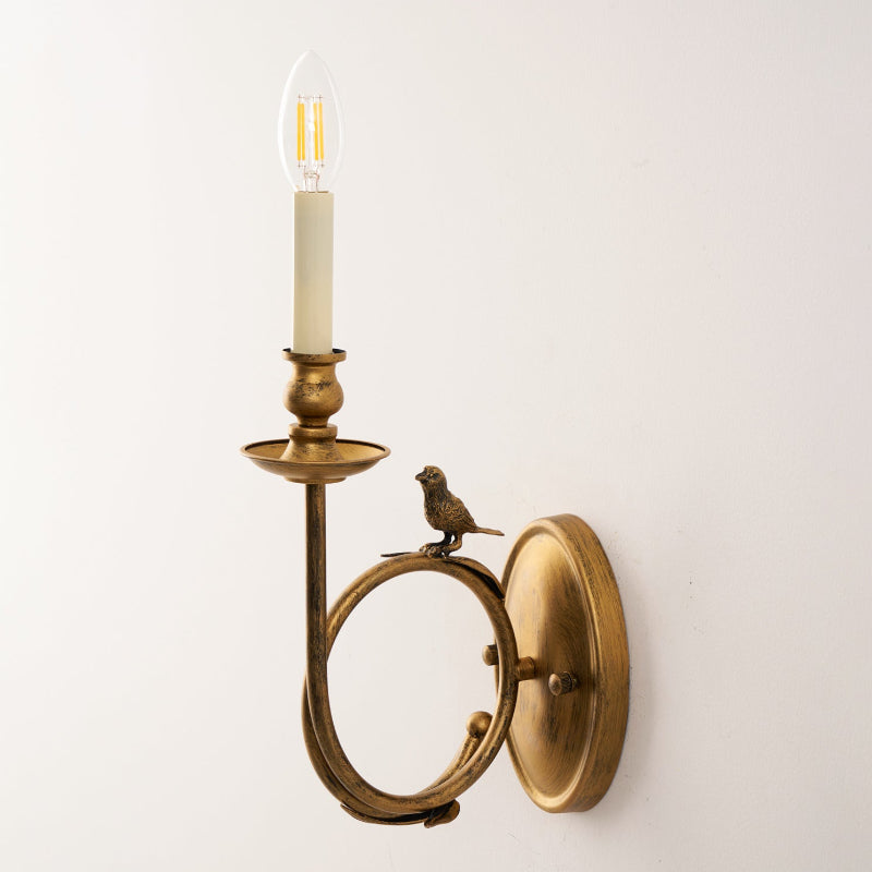 Vintage Wandleuchte mit Vogel auf Ast aus antikem Messing – Klassische Design-Wandleuchte mit E14-Fassung für Schlafzimmer, Flur und Wohnzimmer | Restfield