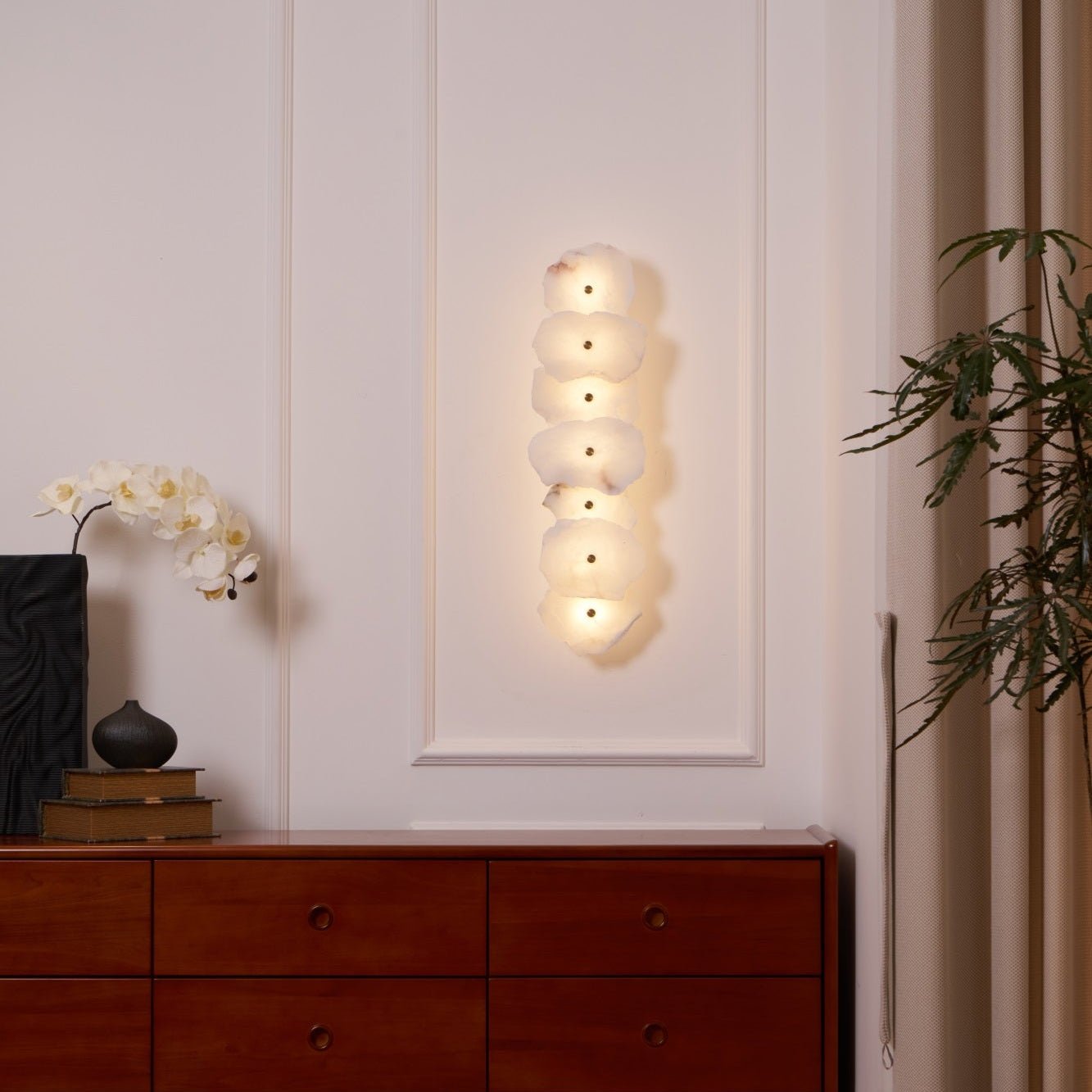 Alabasten Wandlamp — Echte Natuursteen met Gouden Armatuur — 1/3/5/7/9 Lichtpunten | Sansoti