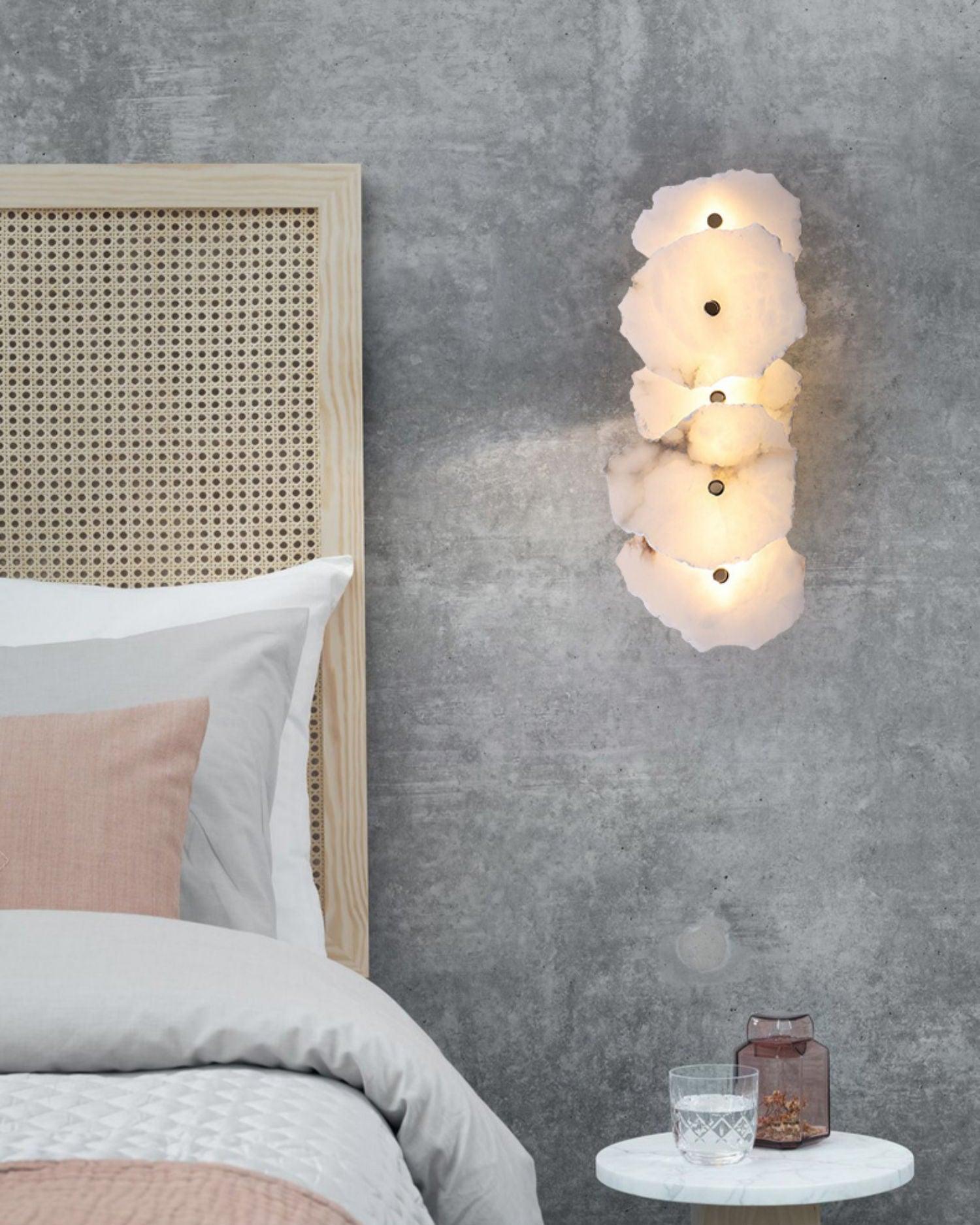 Alabasten Wandlamp — Echte Natuursteen met Gouden Armatuur — 1/3/5/7/9 Lichtpunten | Sansoti