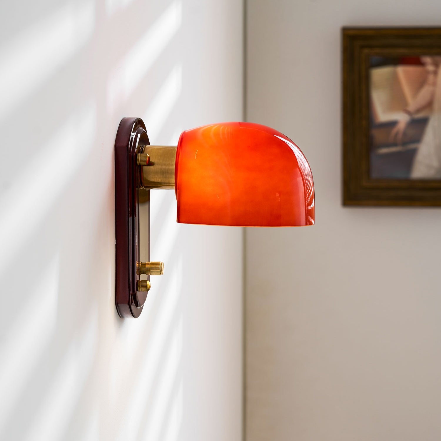 Vintage Wandlamp met Rode Glazen Kap — Sfeervolle Retro Verlichting voor Woonkamer & Eetkamer | Sansoti