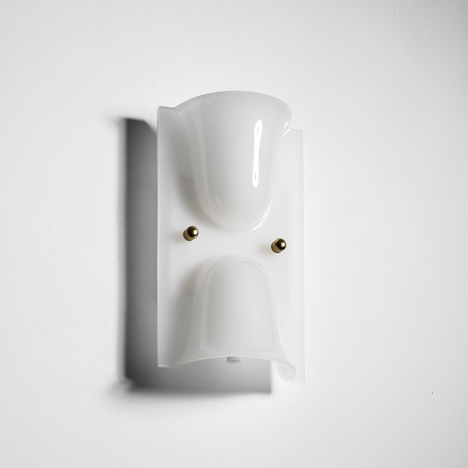Mollo Wandlamp — Organische Hars & IJzer Wandverlichting | Sansoti
