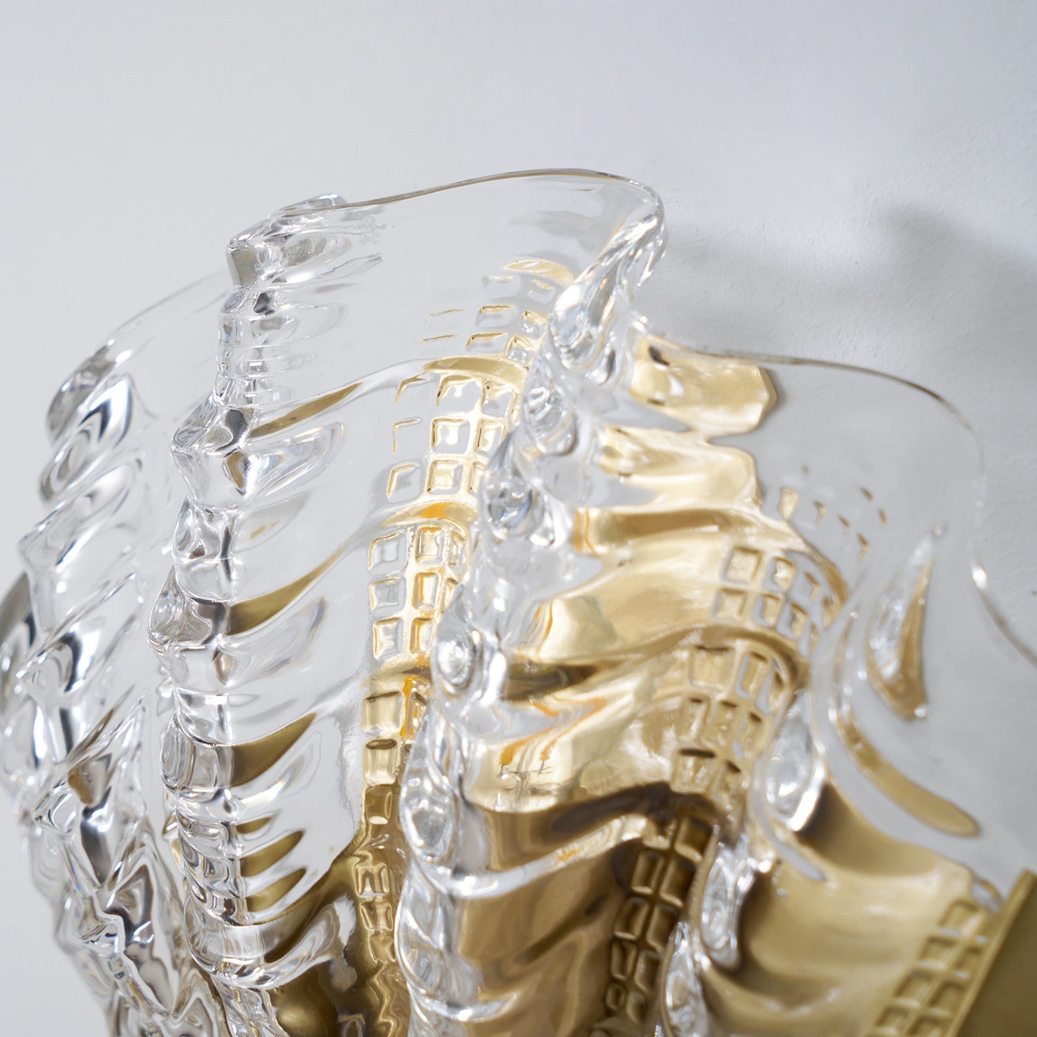 Glazen Wandlamp Schelp Design Messing & Glas Luxe Afwerking voor Gang en Slaapkamer | Sansoti