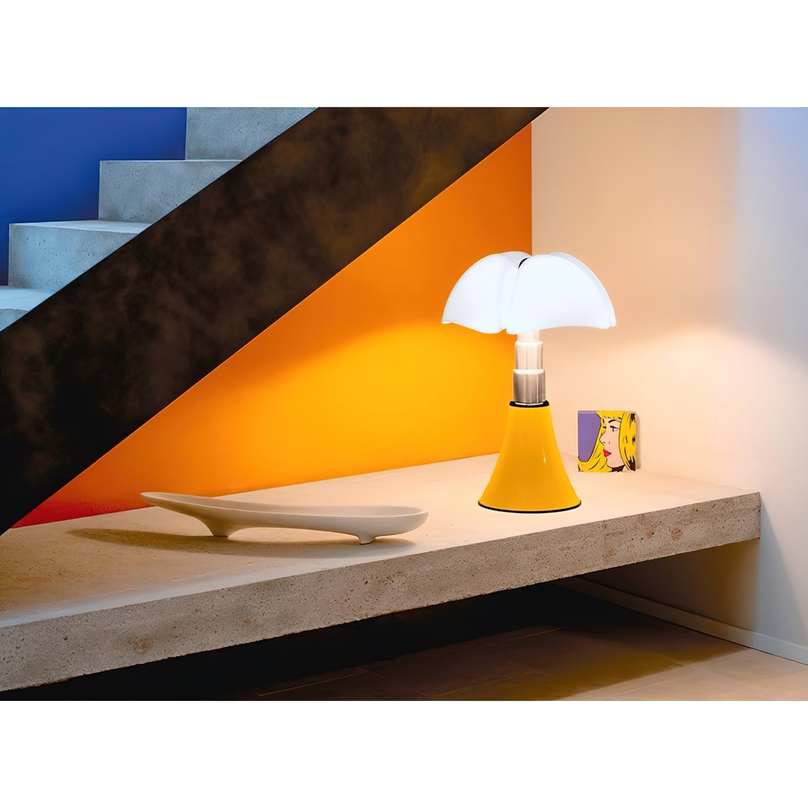 Moderne Design Tafellamp met In Hoogte Verstelbare Kap – Zwart Wit Geel Goud Chroom | Sansoti