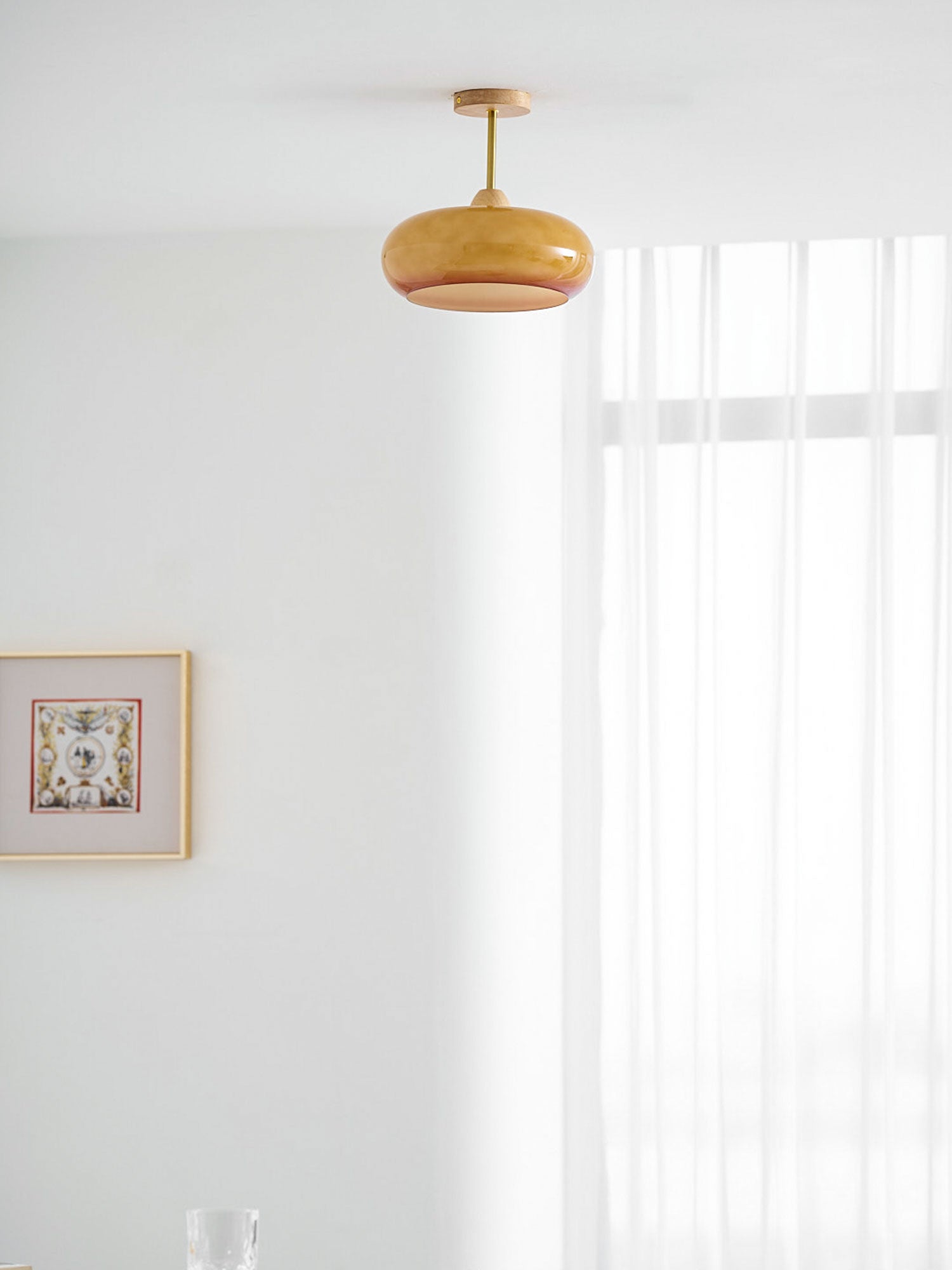 Vintage Bauhaus Plafondlamp met Glazen Schijf – Natuurlijk Houten Frame in Oranje of Wit – Ø28cm Verlichting voor Mid-Century Modern Interieur | Sansoti