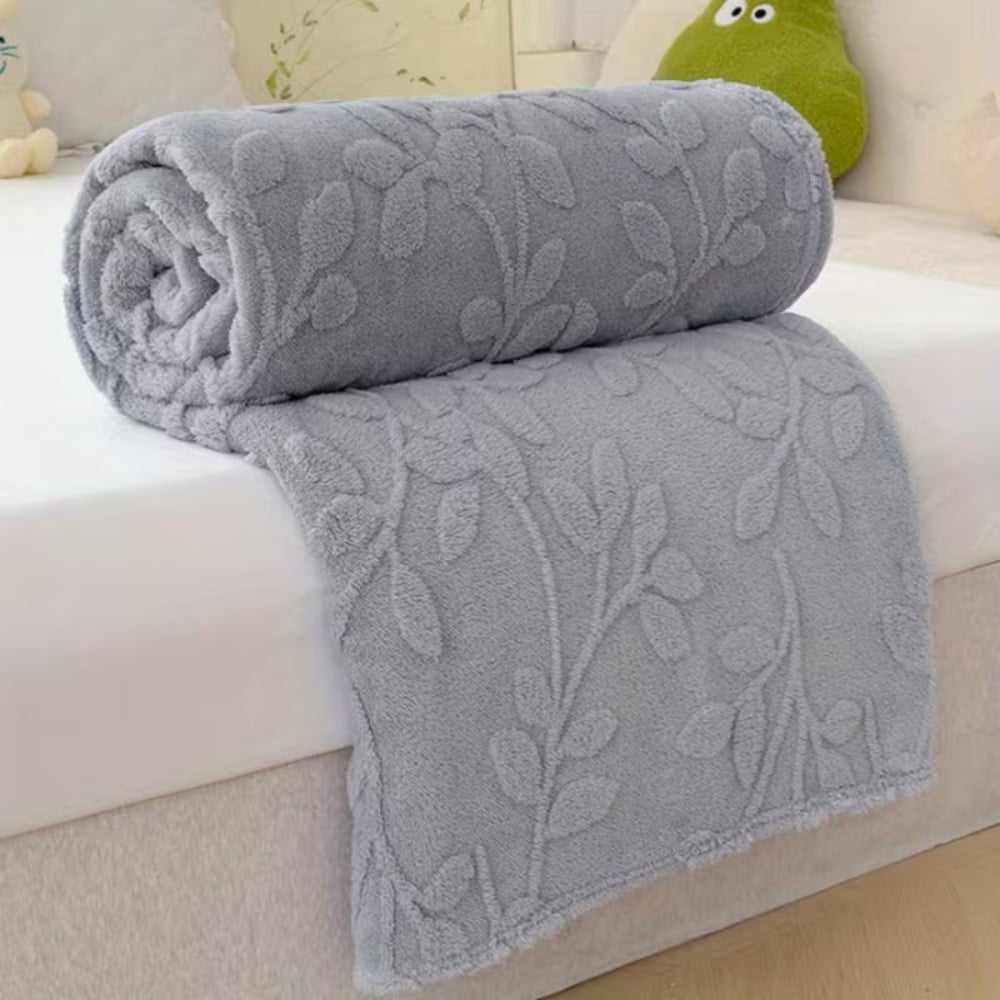 Plaid en polaire à motif de feuilles en relief, couverture en microfibre pour lit ou canapé, motif brodé, douce, légère, chaude et confortable | Sansoti
