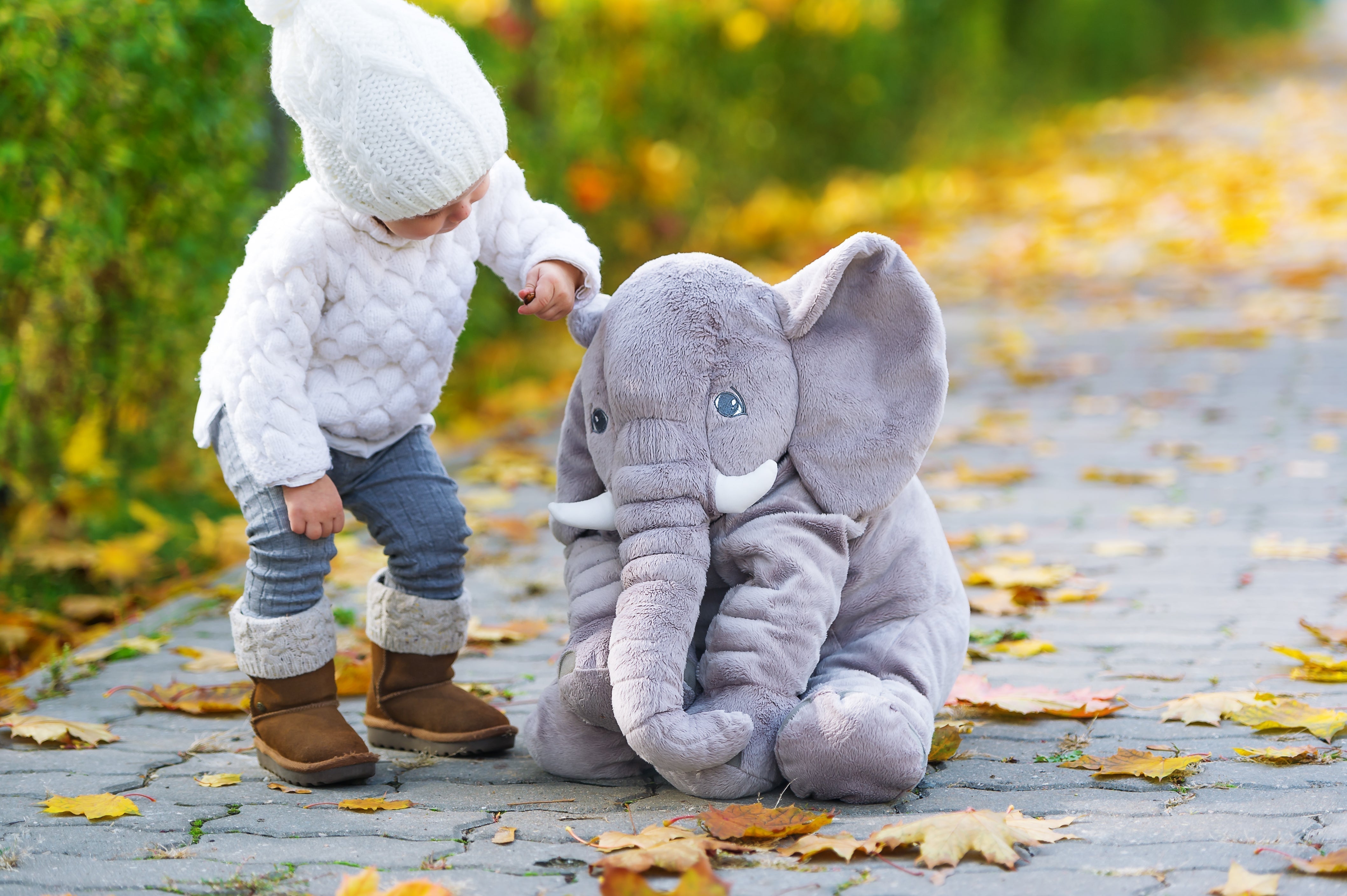 Pluche Olifant Knuffelkussen – Zacht Comfort Kussen voor Kinderkamer en Ontspanning | Sansoti