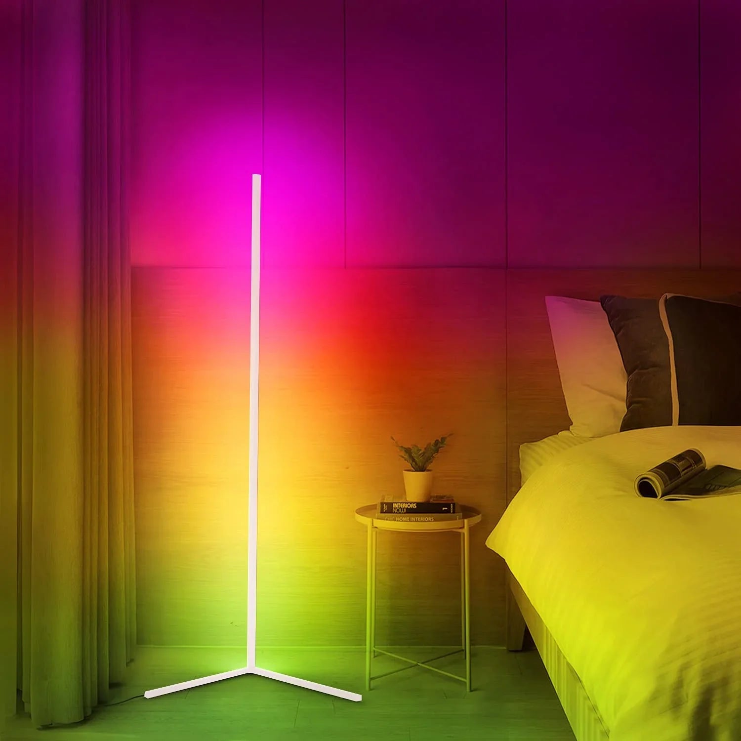 Moderne Eck-Stehleuchte mit integrierter LED-Beleuchtung und schlankem, platzsparendem Design | Restfield