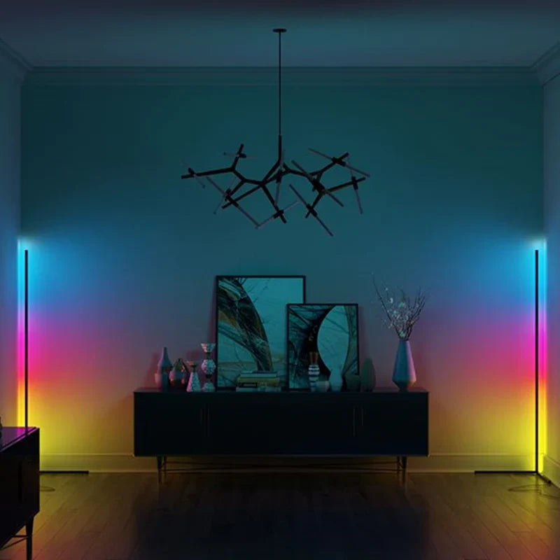 Moderne Eck-Stehleuchte mit integrierter LED-Beleuchtung und schlankem, platzsparendem Design | Restfield