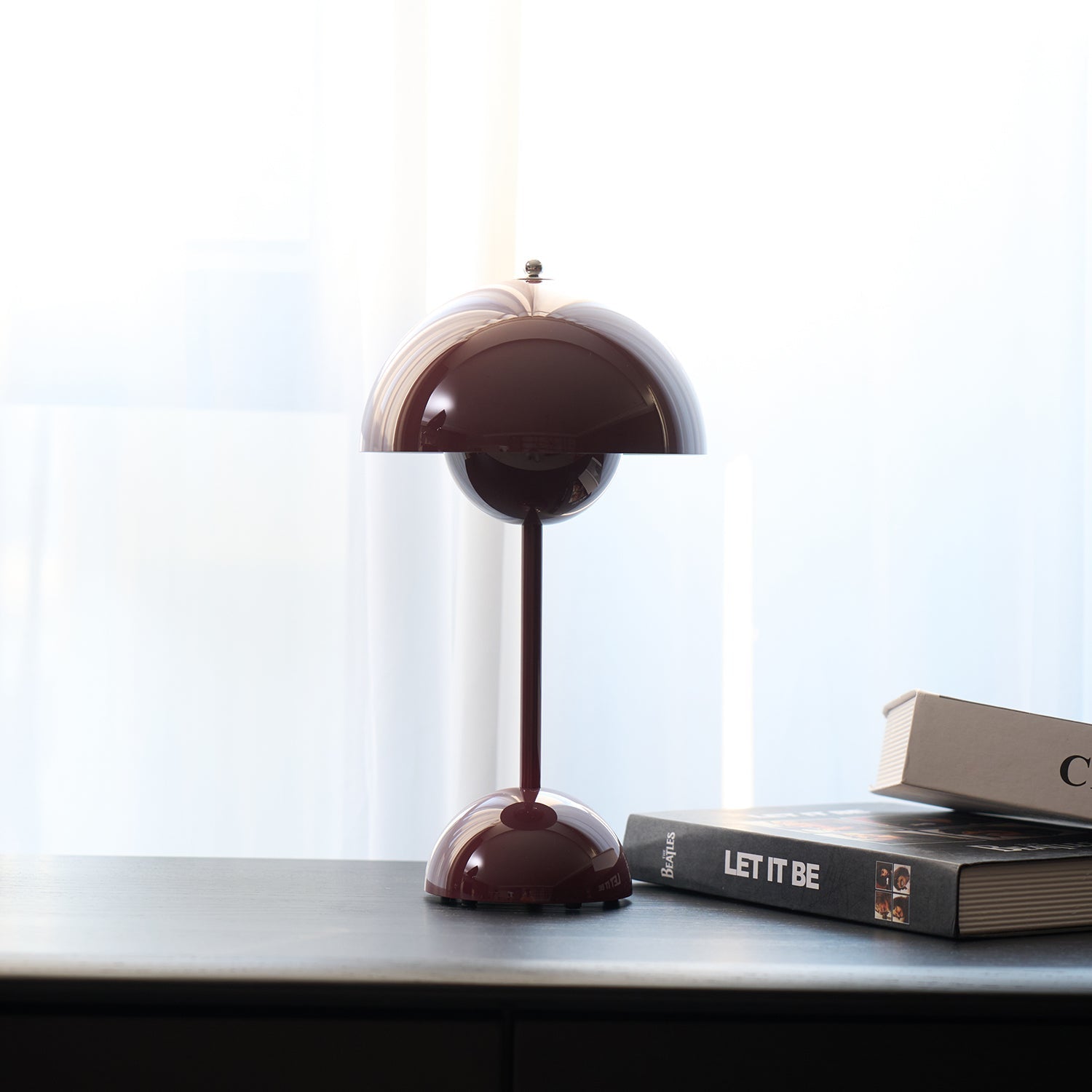 Draadloze Tafellamp met Geïntegreerde LED Accu — Dimbaar 3000K-6000K | Icoon Scandinavisch Design | Sansoti