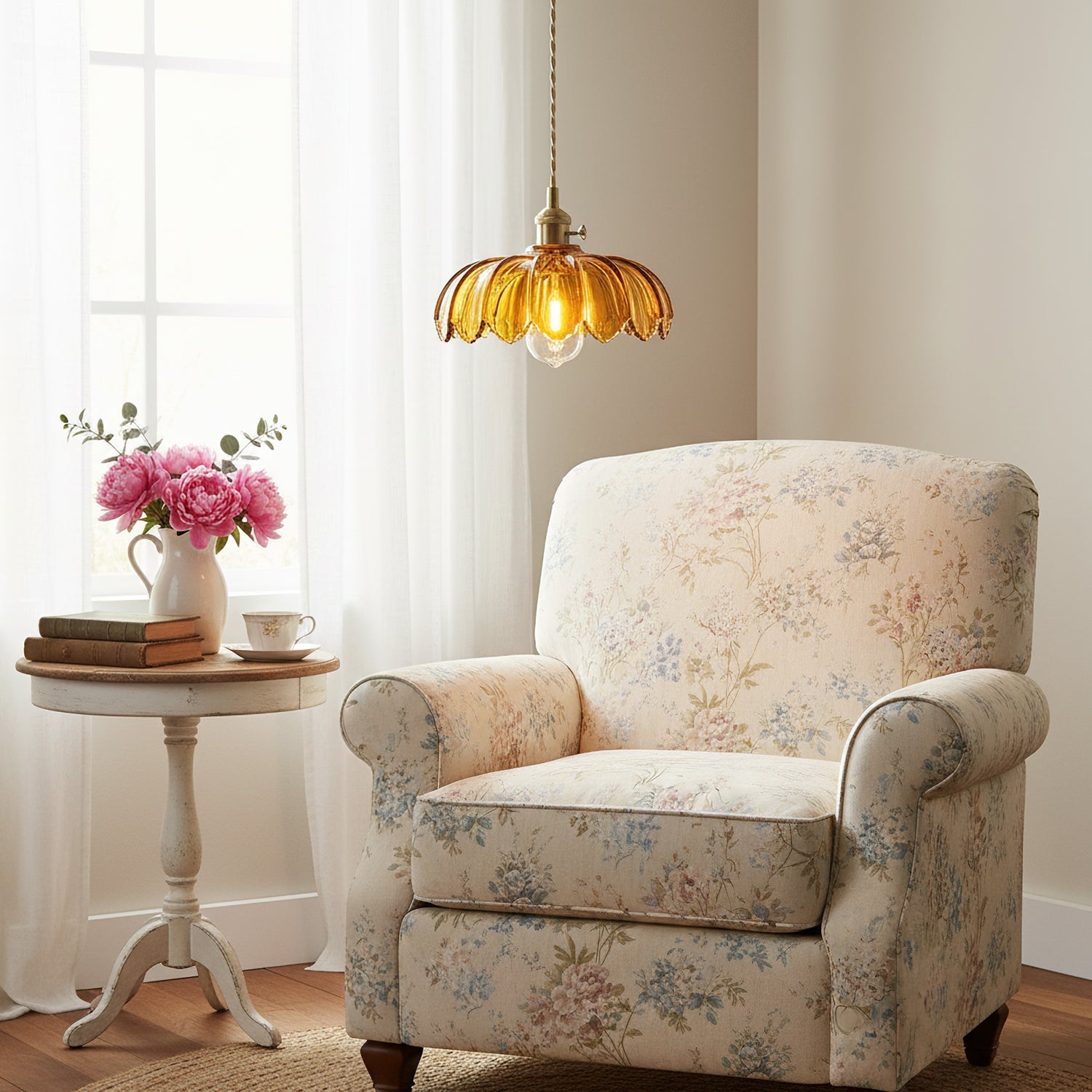Retro Hanglamp met Bloembladkap en Messing Armatuur – Vintage Elegantie in Zes Glaskleuren – Enkele of Drievoudige Lichtpunten | Sansoti