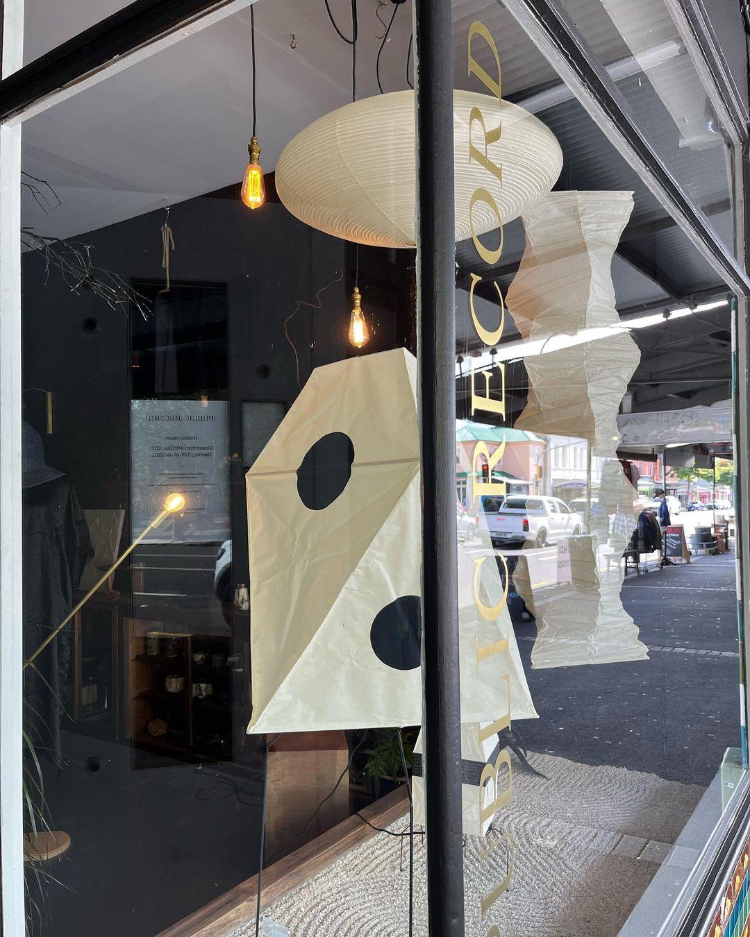 Handgemaakte Washi Papieren Hanglamp – Japans Design met E26/E27 Fitting – Zachte Verlichting voor Woonkamer, Slaapkamer & Eetkamer – Met Montagehaakjes | Sansoti