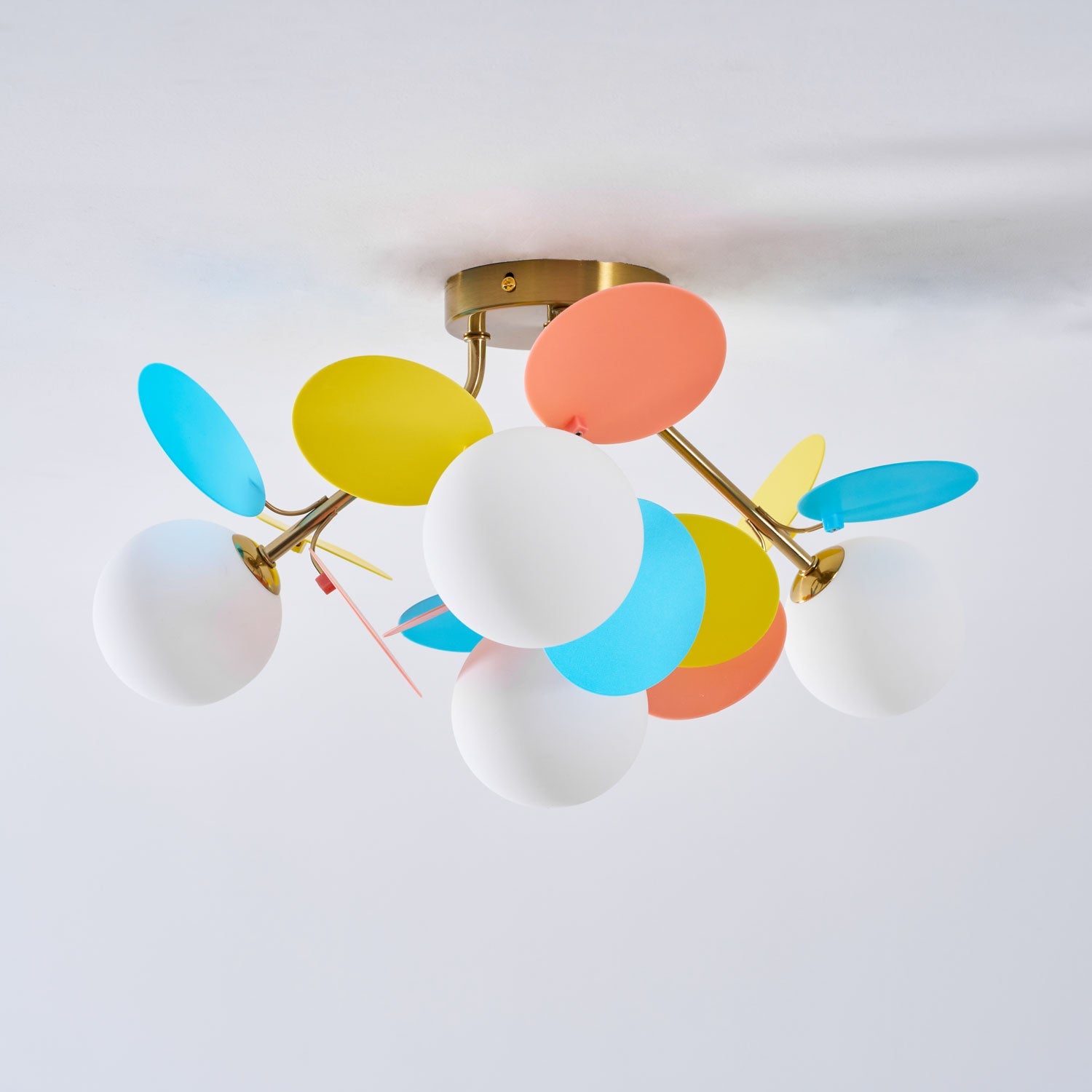Ronde Plafondlamp met Acryl Bladeren – Macaron Pastelkleuren – 1, 4, 6 of 8 Lichtpunten – G9 Fitting – Scandinavisch Design voor Kinderkamer, Woonkamer en Kantoor | Sansoti