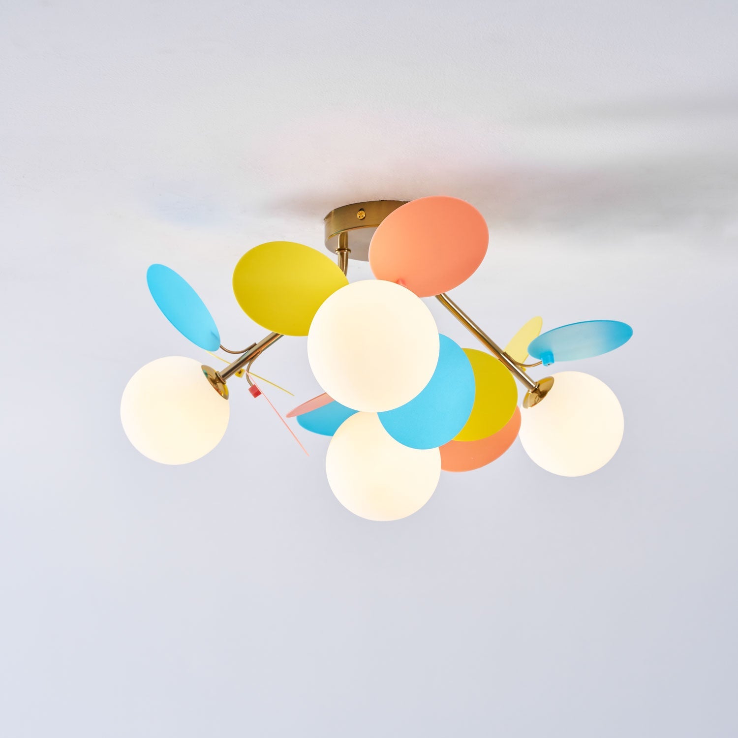 Ronde Plafondlamp met Acryl Bladeren – Macaron Pastelkleuren – 1, 4, 6 of 8 Lichtpunten – G9 Fitting – Scandinavisch Design voor Kinderkamer, Woonkamer en Kantoor | Sansoti