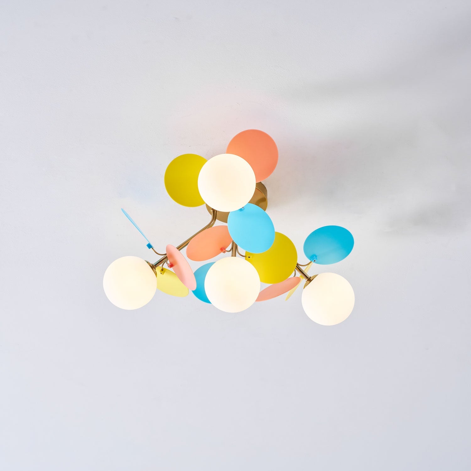 Ronde Plafondlamp met Acryl Bladeren – Macaron Pastelkleuren – 1, 4, 6 of 8 Lichtpunten – G9 Fitting – Scandinavisch Design voor Kinderkamer, Woonkamer en Kantoor | Sansoti
