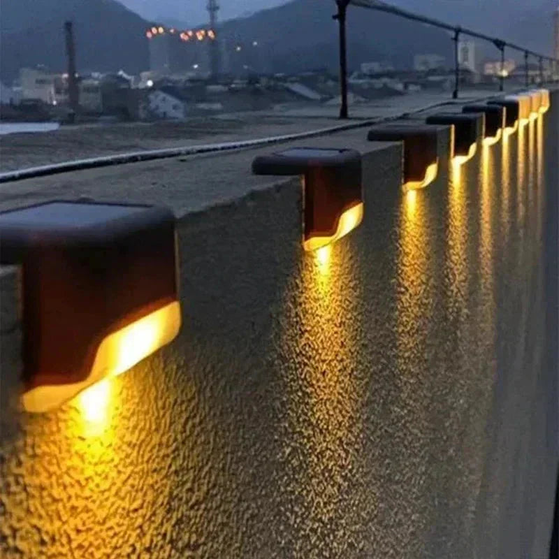 Zonnetuinlampjes Set 8 Stuks Trapverlichting Automatisch Warm of Koud Licht LED 0,5W PVC Waterdicht voor Trappen Terrassen Tuinpaden Zonne-energie Draadloos Schemeringssensor | Sansoti