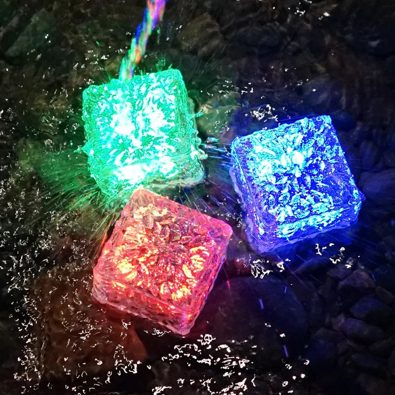 Lichtgevende Badkubus voor Kinderen 6-Delig Set – Watergeactiveerd Speelgoed | Sansoti