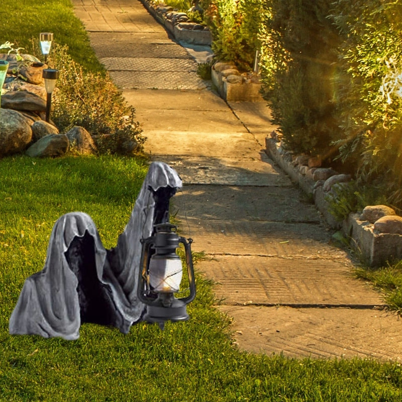 Geflügelte Reaper-Figur mit Laterne aus Kunstharz, wetterfeste Gartendekoration und dekoratives Spukobjekt | Sansoti