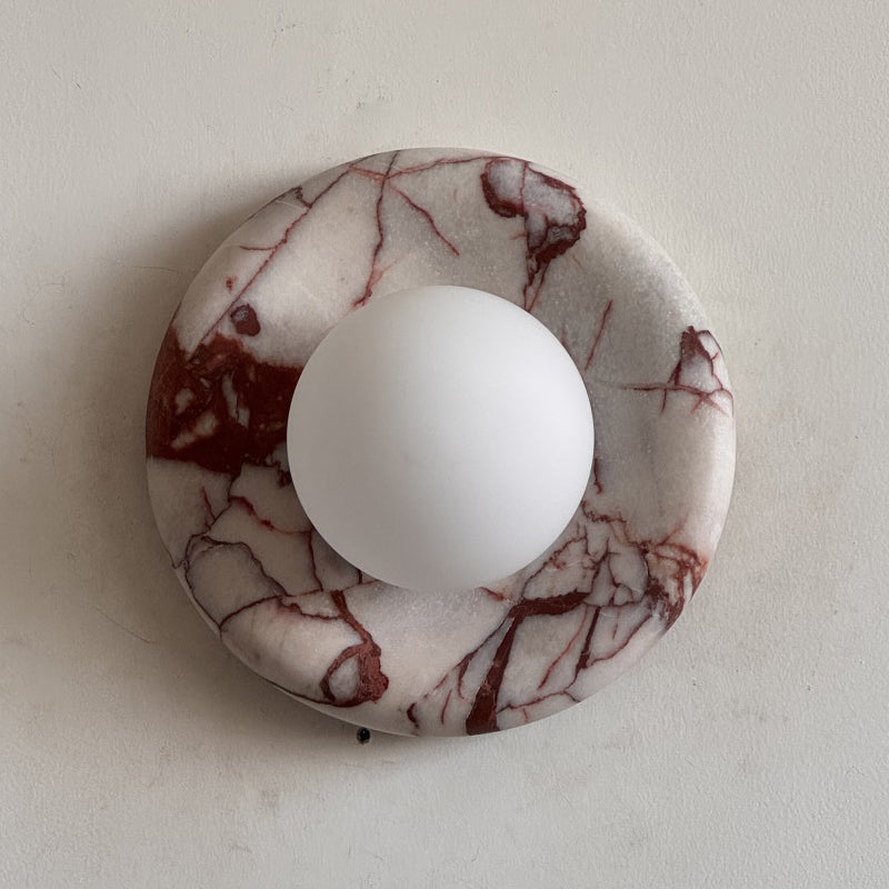 Runde Design-Wandleuchte mit Marmorrückwand und Glaskugel für Flur und Schlafzimmer | Restfield