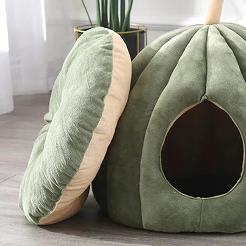 Gesloten Huisdierbed – Warm Pluche Design voor Katten en Kleine Honden | Sansoti
