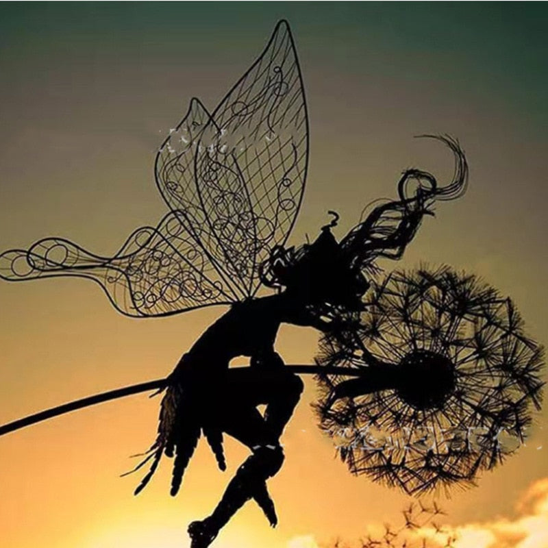 Metalen Tuinornament Fee met Paardenbloem 75cm Zwart Silhouet Gazon Decoratie Tuinsteker Miniatuur Tuin | Sansoti