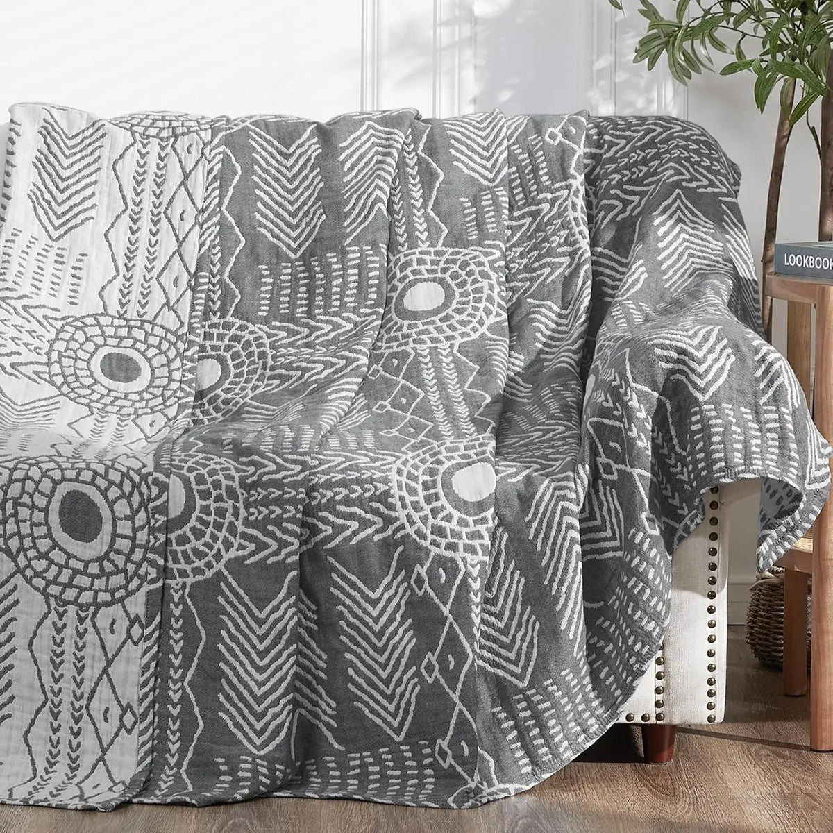 Muslin Throw, Three-Layer Cotton Blanket, Reversible Geometric Pattern, Living Room, Bedroom, Sofa, Bed | Sansoti