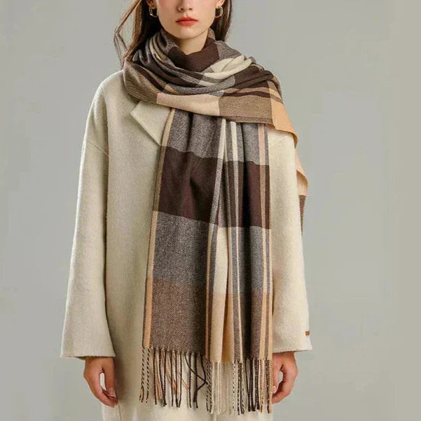 Geruite Sjaal met Klassiek Patroon – Warm & Stijlvol Accessoire voor Herfst en Winter | Sansoti