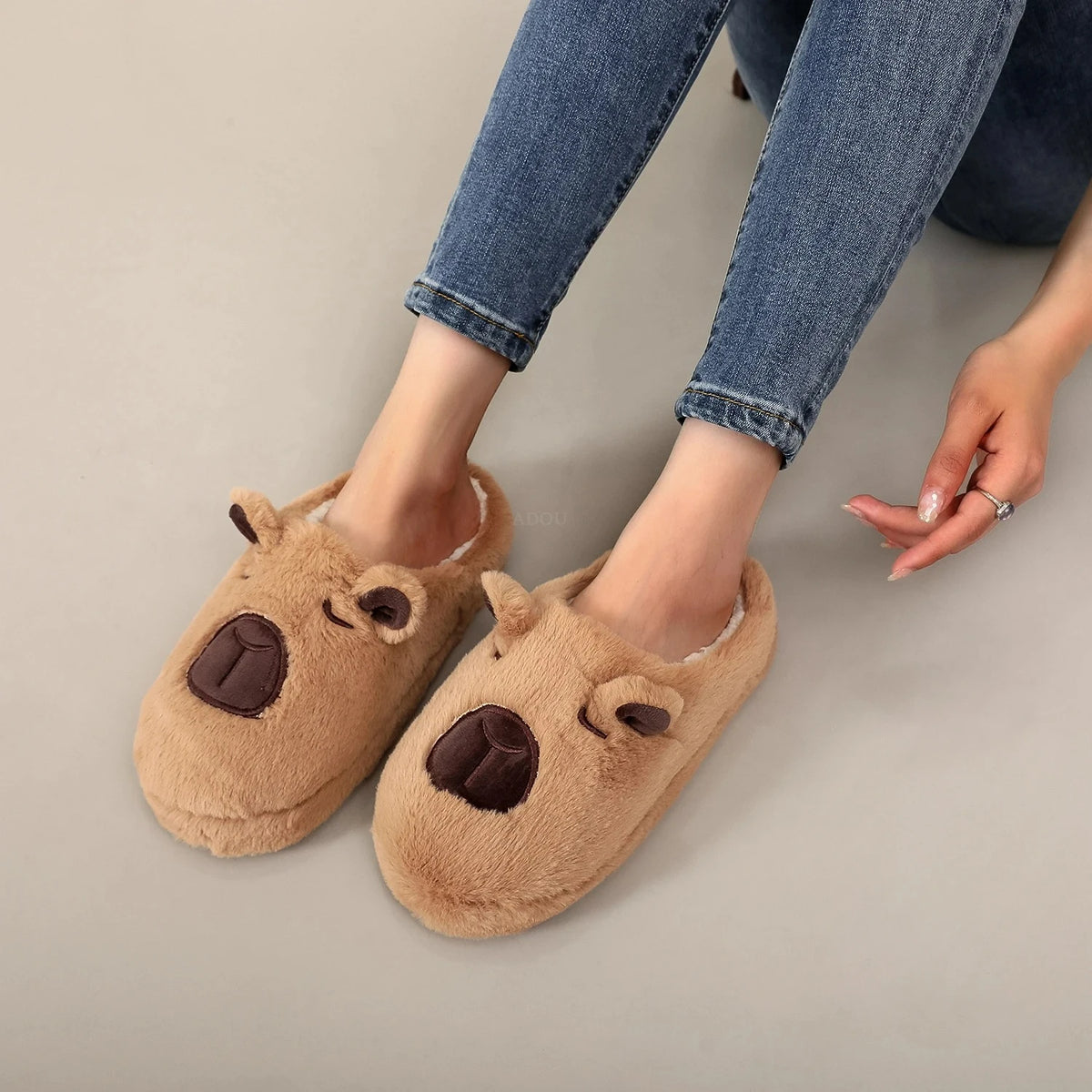 Warm Plush House Slippers Capybara Design Unisex Indoor Slippers Lightweight Comfortable Non-Slip Winter | Sansoti