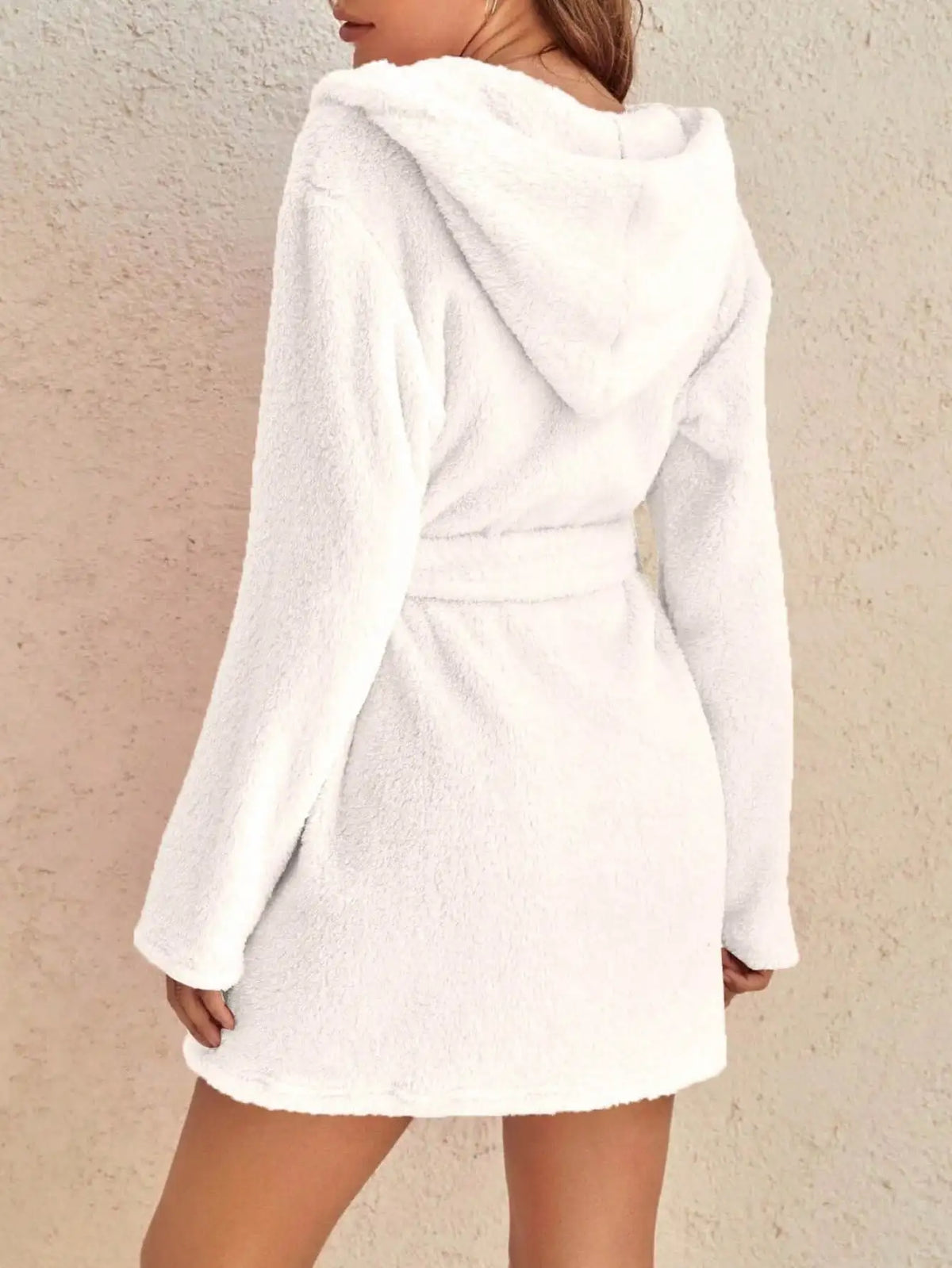 Fleece-Hausmantel für Damen mit Kapuze, Gürtel, knielang, Loungewear, warmer Bademantel, Winter-Hausmantel, Herbst, weicher Morgenmantel | Sansoti