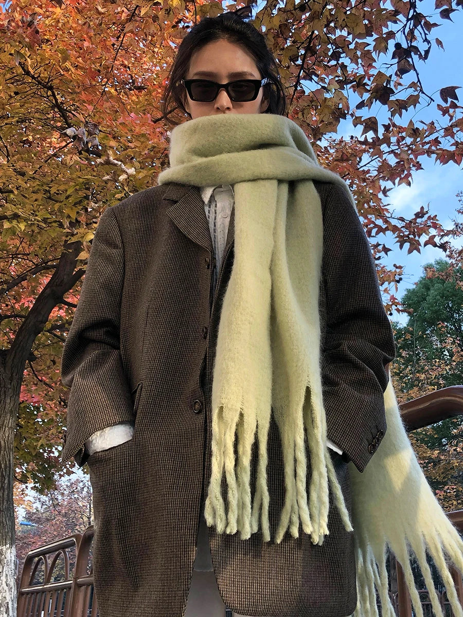Pashmina-Schal mit Fransen 230x40cm - Warmer Winterschal im einfarbigen Design Langer Wickelschal Modeaccessoire | Sansoti