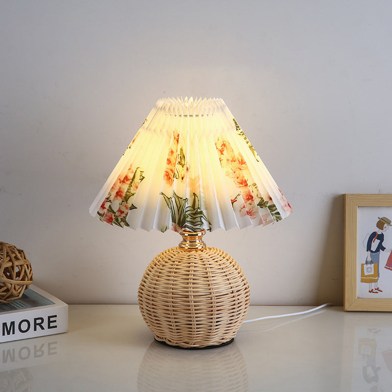 Rattan Tischlampe Plissee Schirm USB 5W Schlafzimmer Nachttisch Skandinavisch Boho Stimmungslicht Rattan Schreibtisch Leselampe | Restfield