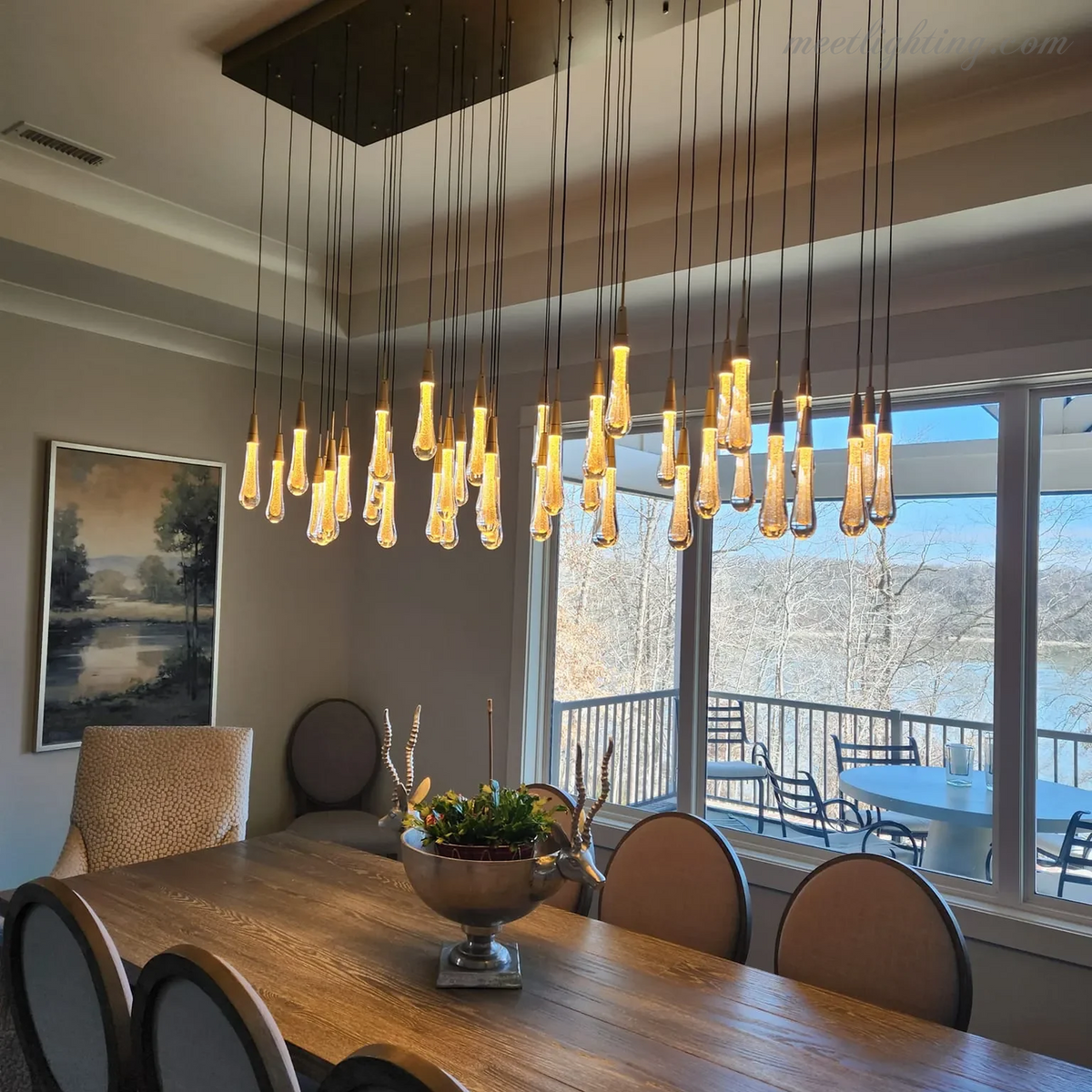Lustre linéaire avec lampes LED réglables adapté à la salle à manger et à la cuisine en verre fabriqué à la main au design moderne | Sansoti