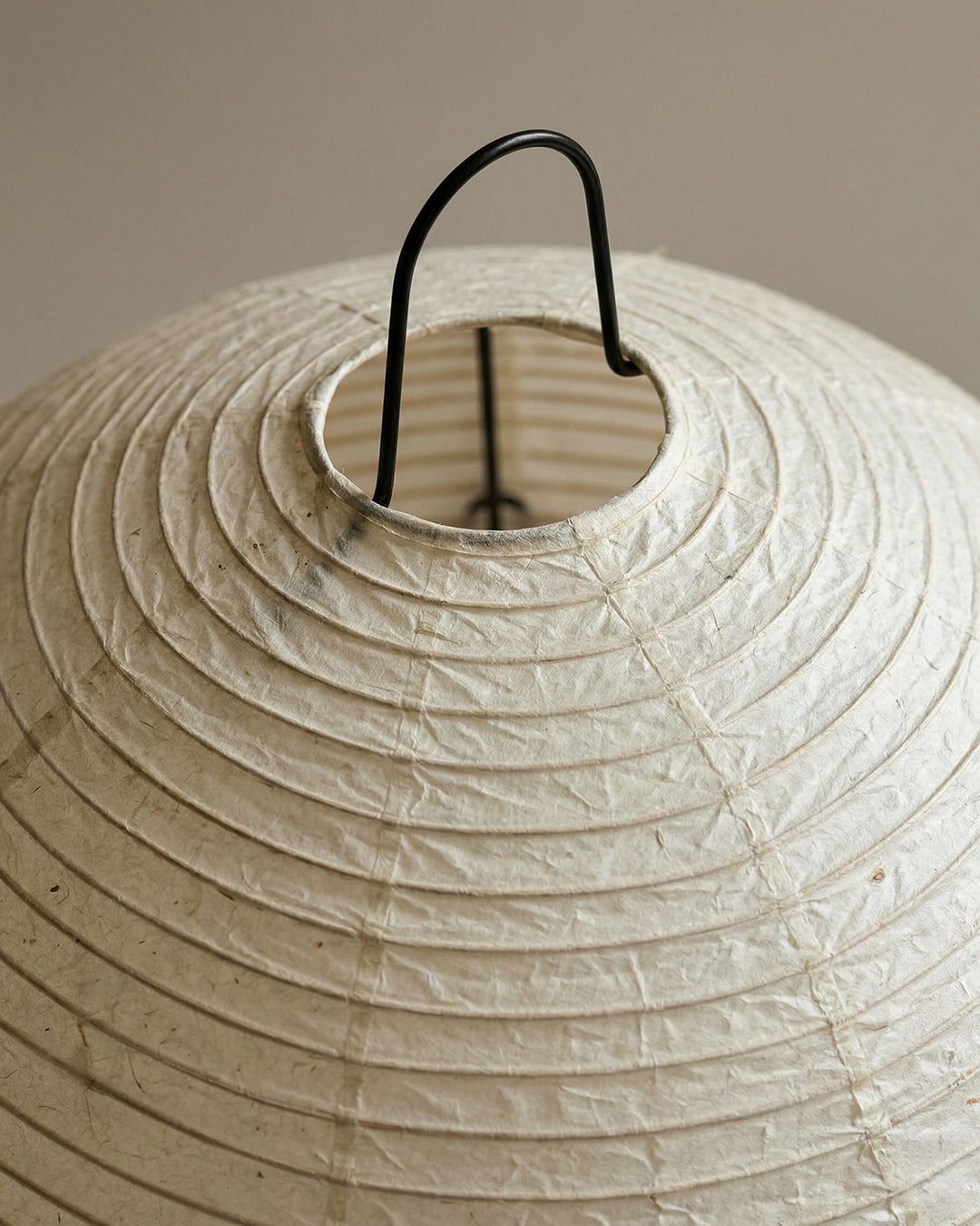 Japanse Tafellamp Sakura met Rijstpapier & Driepoot – Minimalistisch Design Warm Wit Licht – Ø28cm H48cm | Sansoti