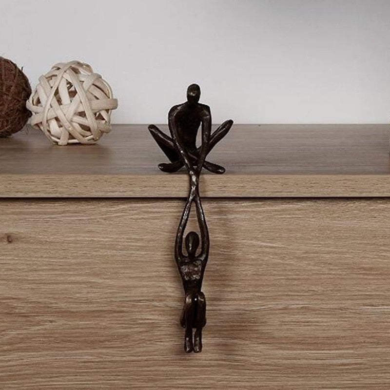 Decoratief beeld polystone 20cm zwart woonkamer sculptuur modern kunst beeld liefde verbinding | Sansoti