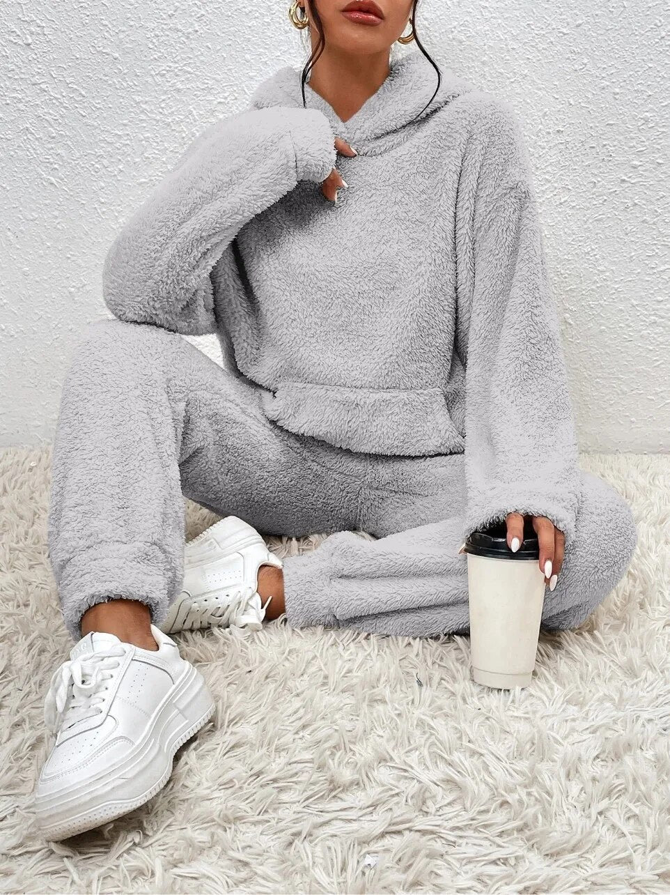 Teddy-Loungewear-Set mit Kapuze für Damen, Grau, Beige, Grün, Winteranzug aus Fleece, zweiteiliger weicher Hausanzug mit Hose | Sansoti