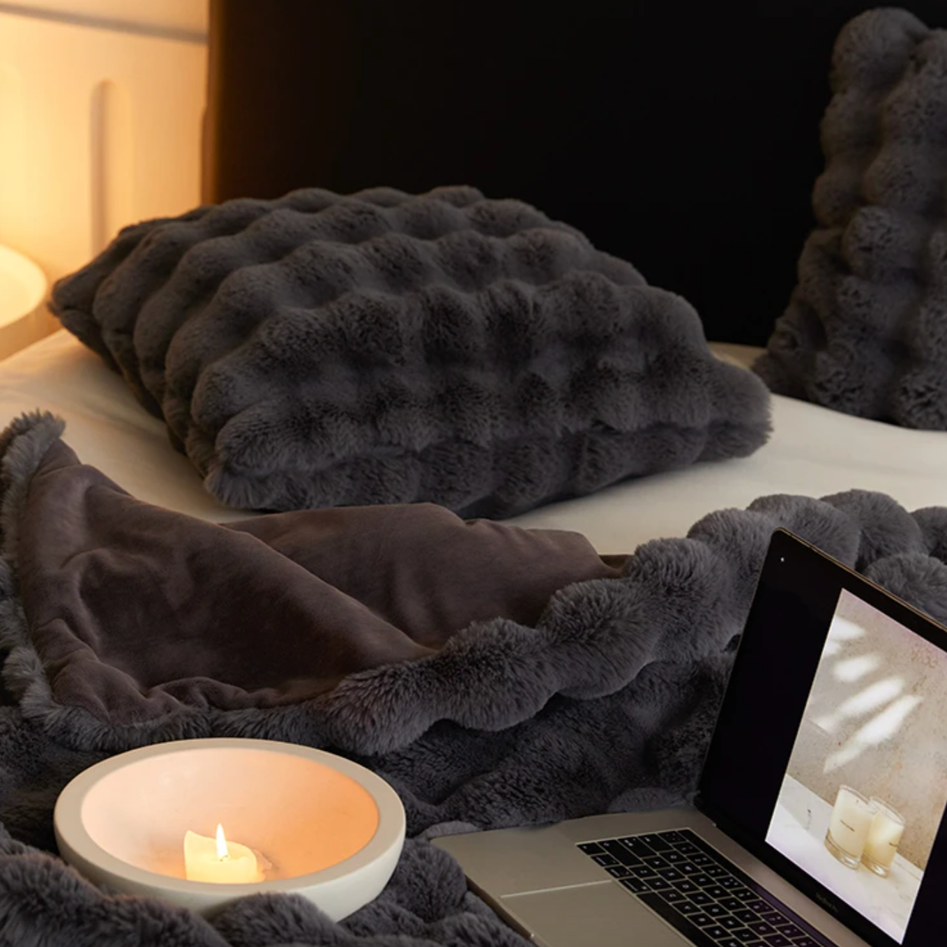 Zachte Imitatiebont Kussenhoes voor Bank en Bed – Luxe Pluche Sierkussen – Warm en Decoratief | Sansoti