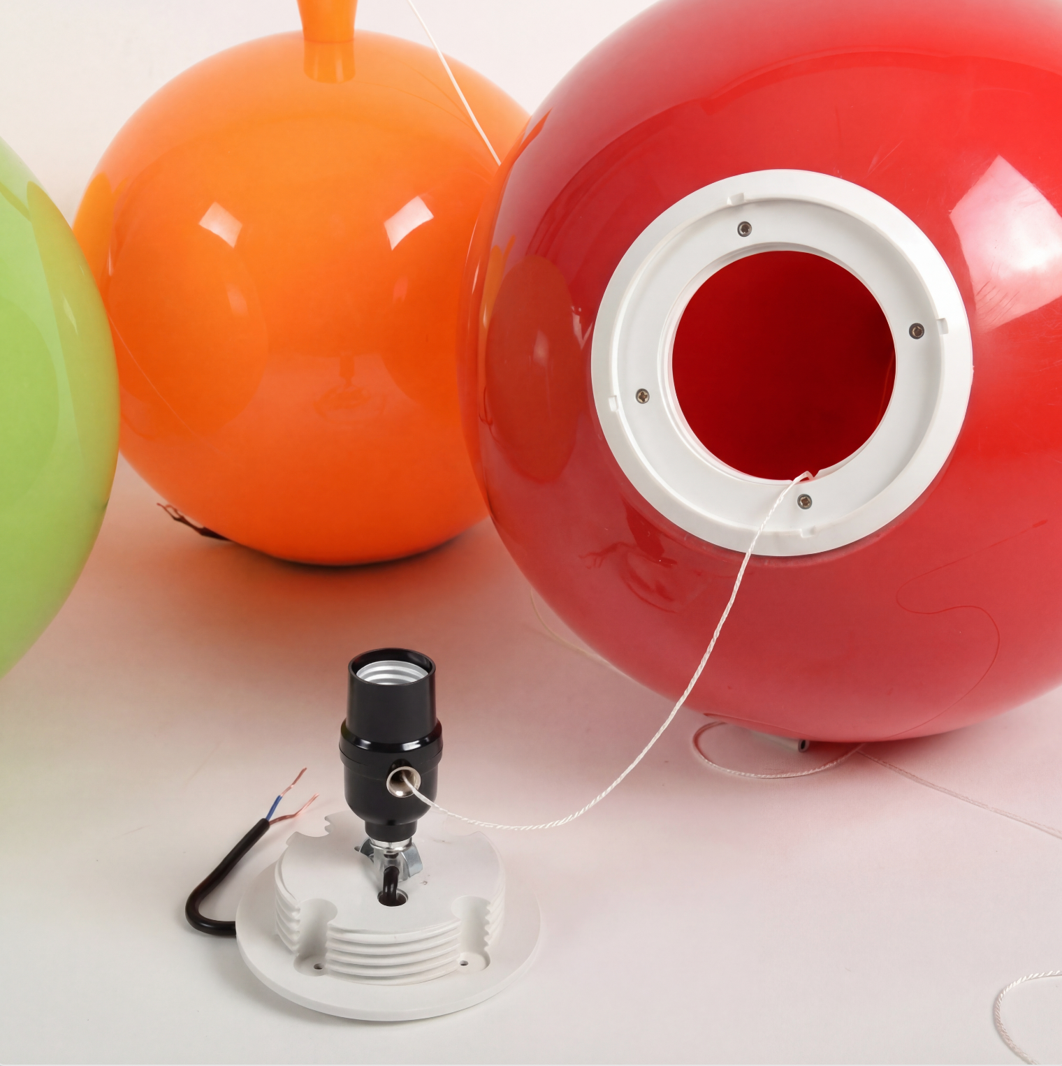 Bauhaus Ballon Wand- & Plafondlamp met Trekschakelaar – Design Verlichting voor Kinderkamer, Slaapkamer & Gang | Sansoti