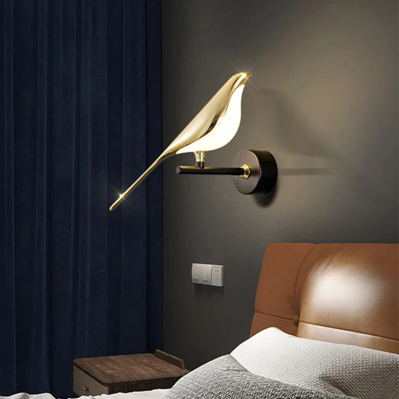 Applique murale design LED en forme d’oiseau – applique dorée avec lumière chaude | Restfield