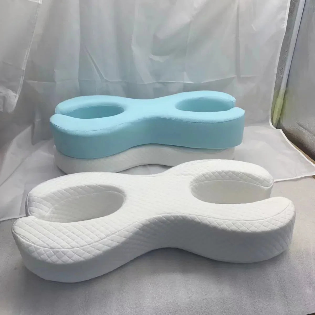 Ergonomisches Seitenschläferkissen Memory-Schaum Anti-Falten Bequem Ohrschutz Nackenstütze Schlafposition | Sansoti