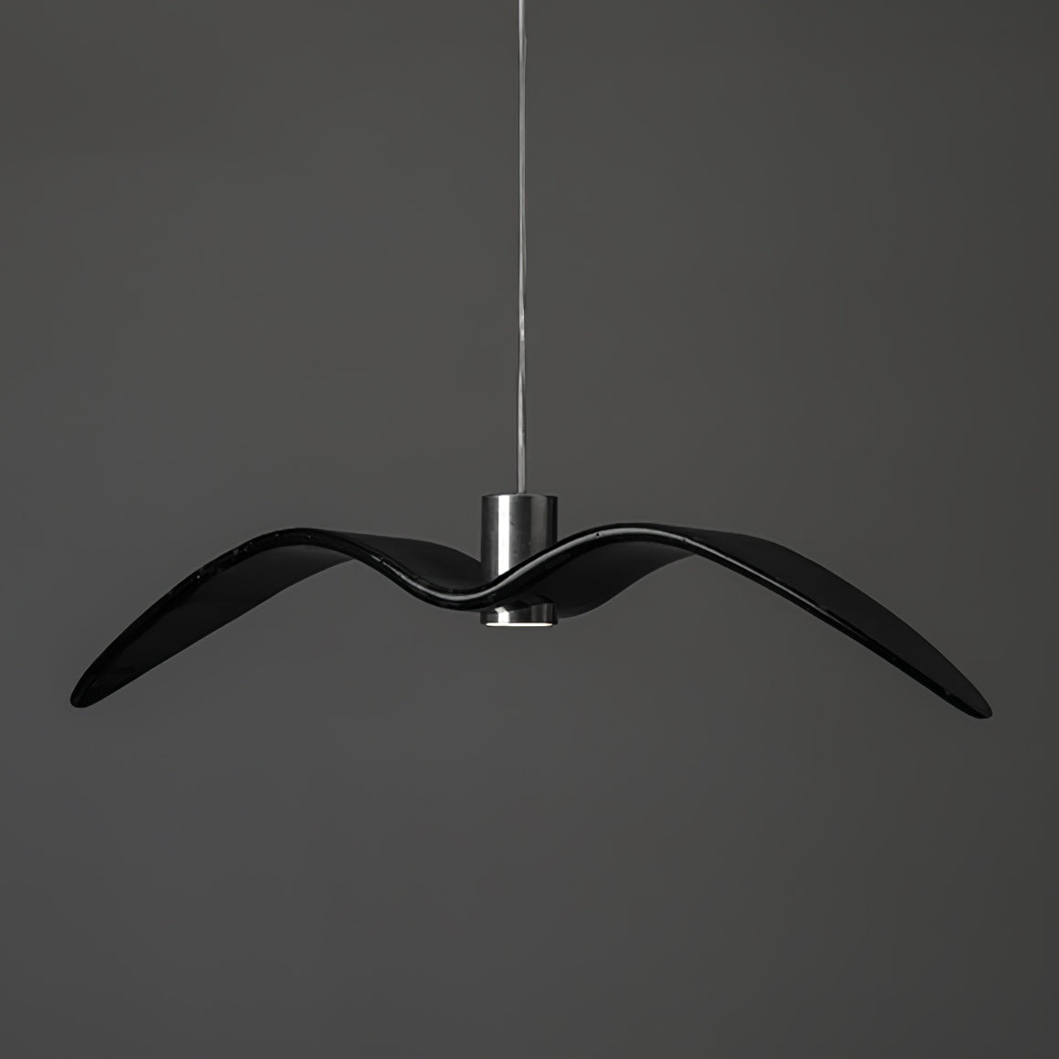 Suspension LED Design Oiseau Résine Aluminium Blanc Noir 3000K 4000K 6000K Salon Suspension Minimaliste Organique Plafonnier | Restfield