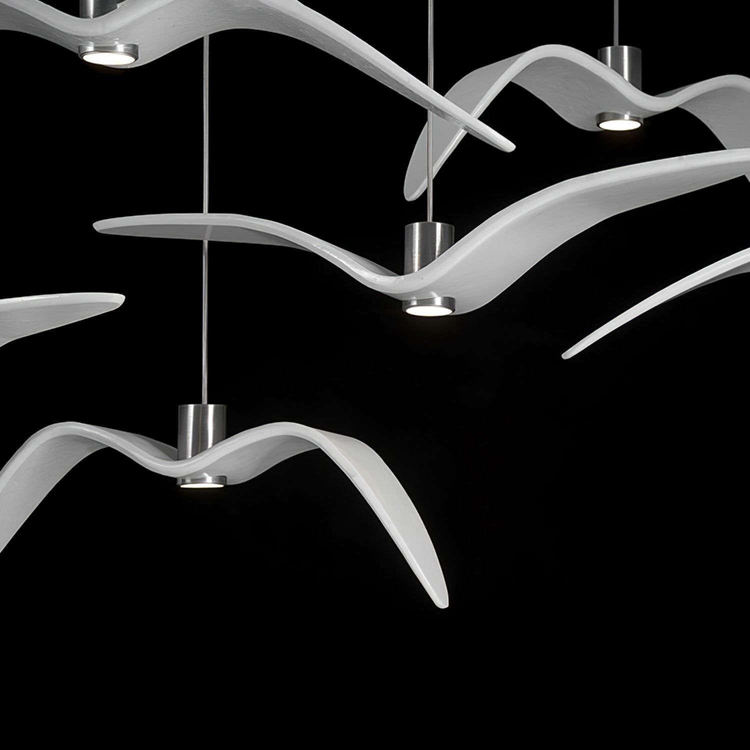 Suspension LED Design Oiseau Résine Aluminium Blanc Noir 3000K 4000K 6000K Salon Suspension Minimaliste Organique Plafonnier | Restfield