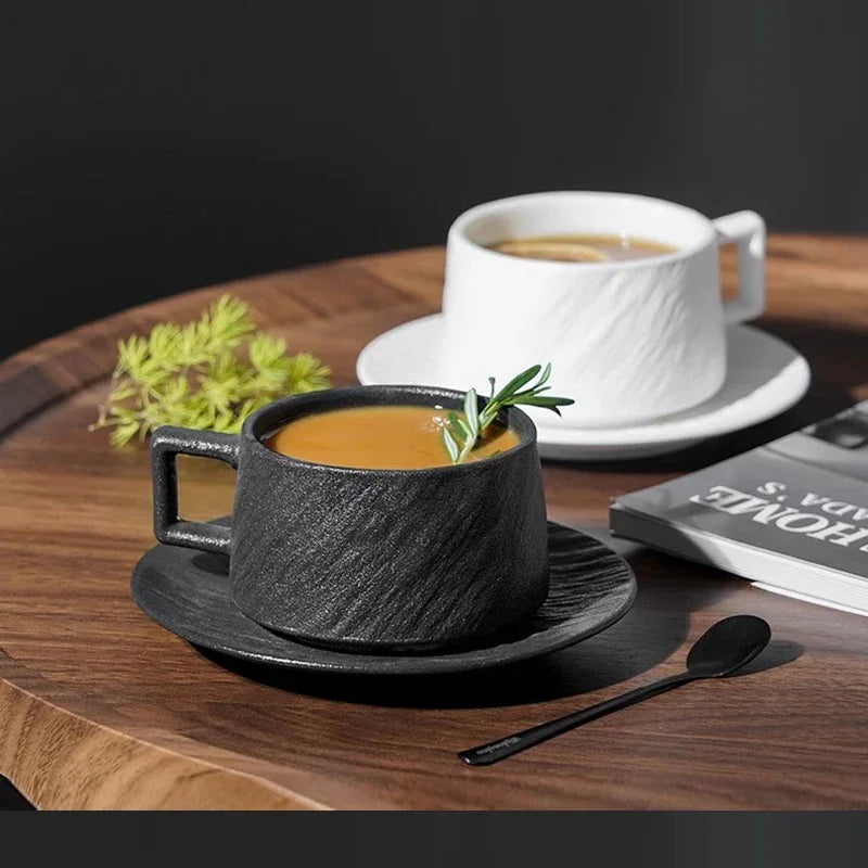 Keramische Koffiemok met Schotel – Scandinavisch Servies voor Koffie en Thee | Sansoti