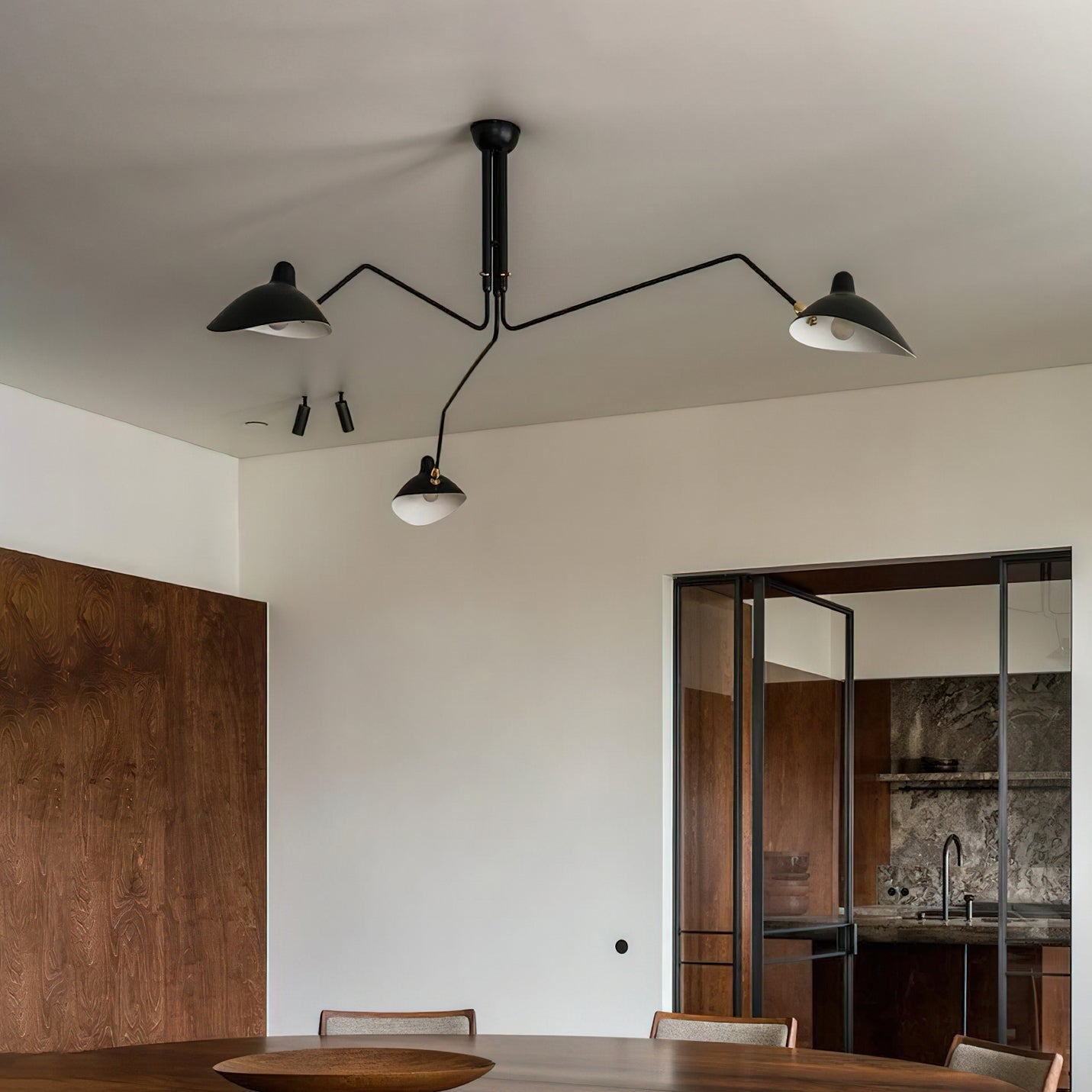 Plafondlamp Spider 3 Armen Mid-Century Modern Messing Verstelbaar Zwart Wit Grote Ruimte Restaurant Loft Stalen Armatuur Geïnspireerd Design | Sansoti