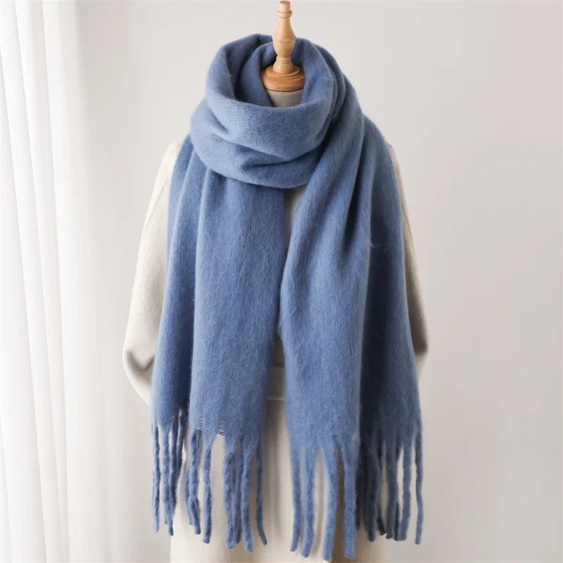 Winterschal aus Viskose und Polyester 240x38cm mit großen Quasten, warmes Winteraccessoire, Umhang für Damen, 6 Farben | Sansoti