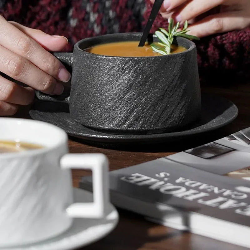 Keramische Koffiemok met Schotel – Scandinavisch Servies voor Koffie en Thee | Sansoti