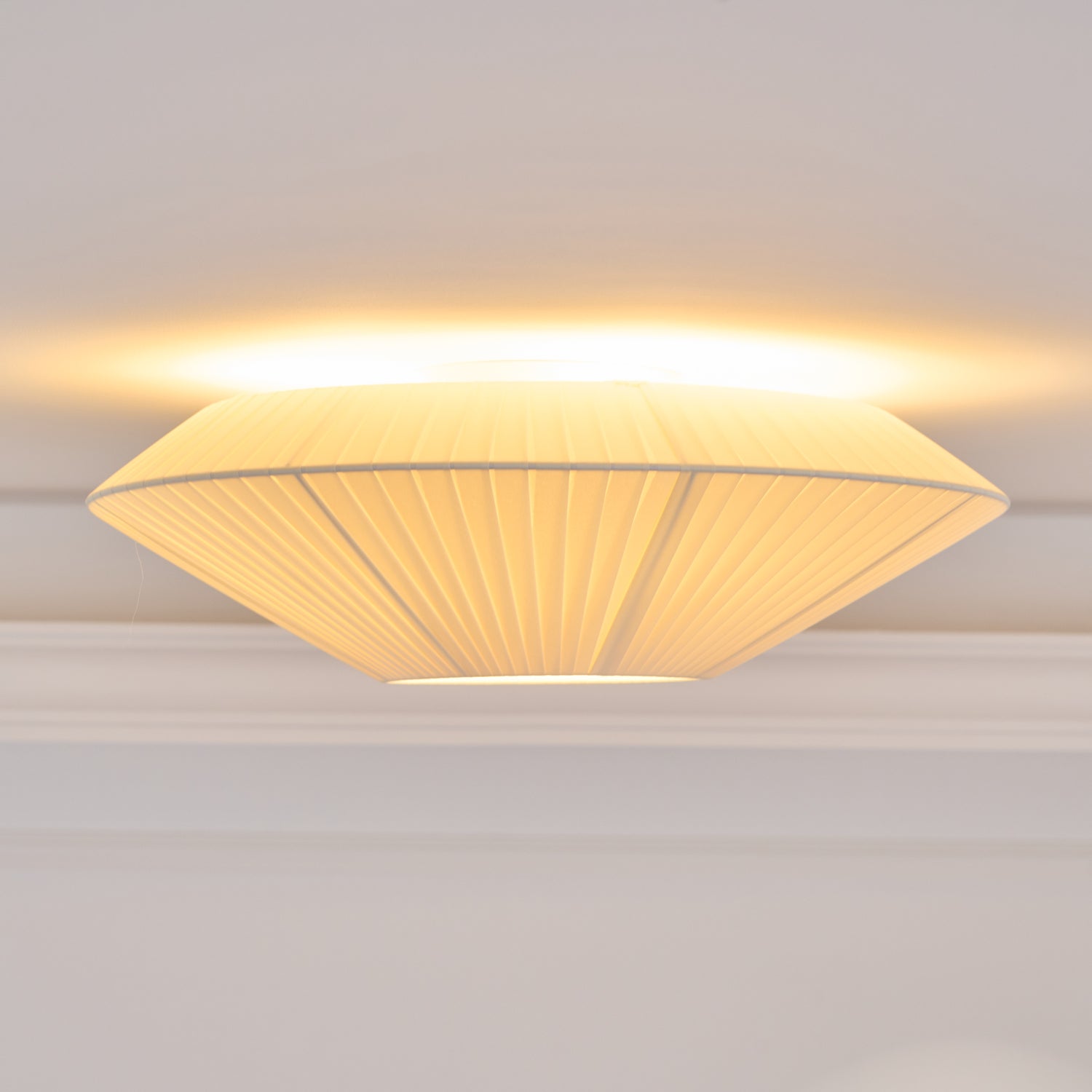 Plafondlamp Oosterse Stijl Stoffen Kap Zachte Verlichting voor Eetkamer Woonkamer Dimbaar 3 Maten | Sansoti