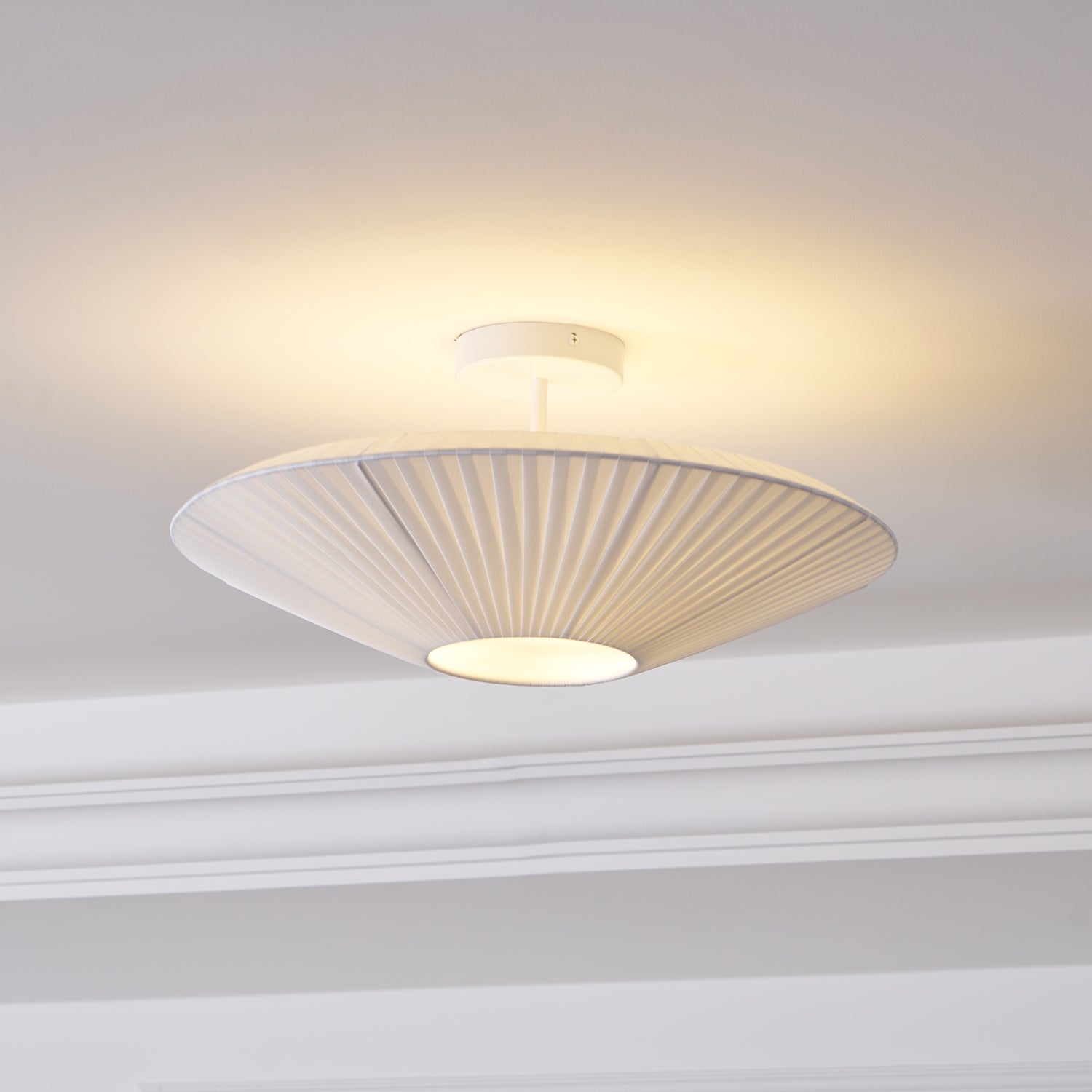 Plafondlamp Oosterse Stijl Stoffen Kap Zachte Verlichting voor Eetkamer Woonkamer Dimbaar 3 Maten | Sansoti