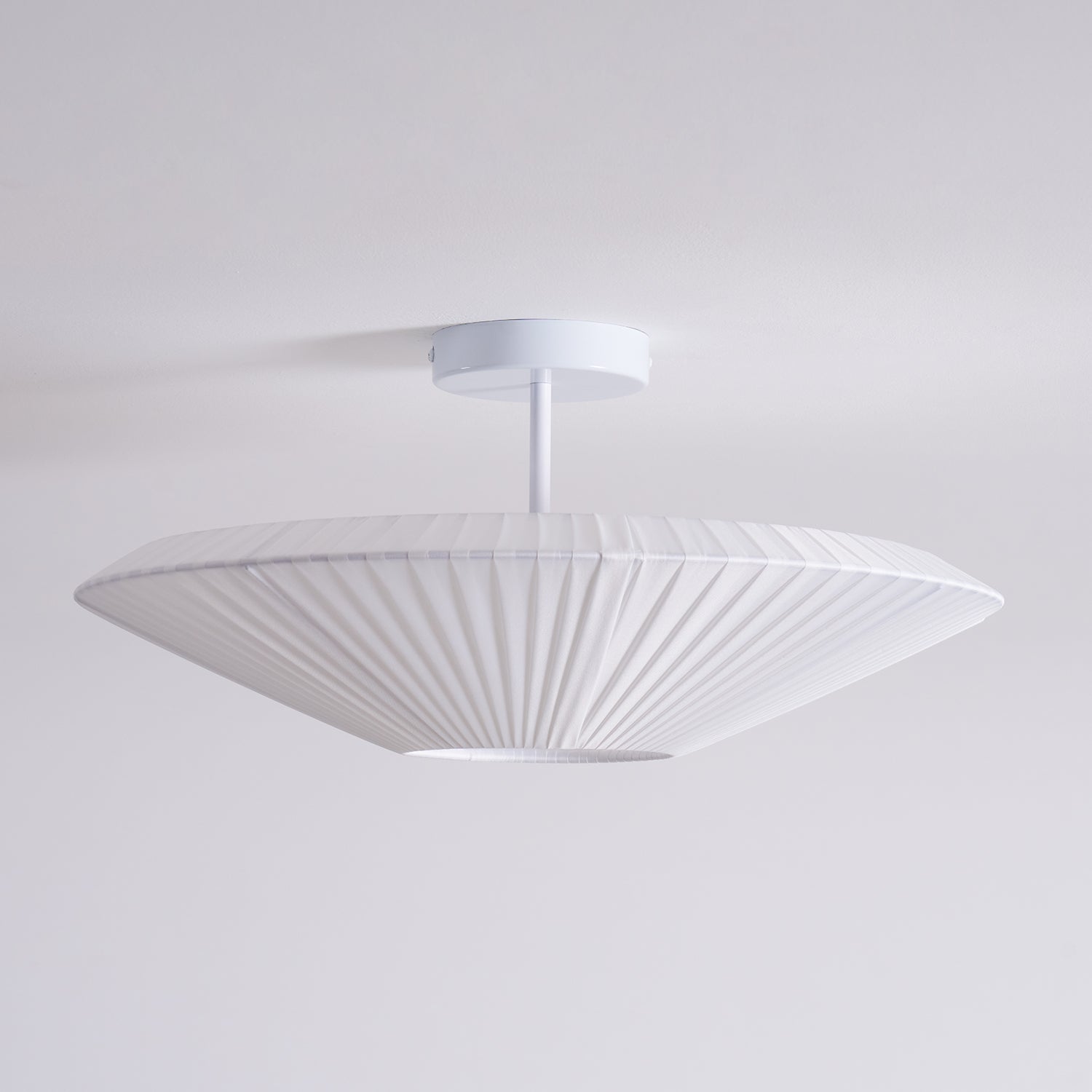 Plafondlamp Oosterse Stijl Stoffen Kap Zachte Verlichting voor Eetkamer Woonkamer Dimbaar 3 Maten | Sansoti